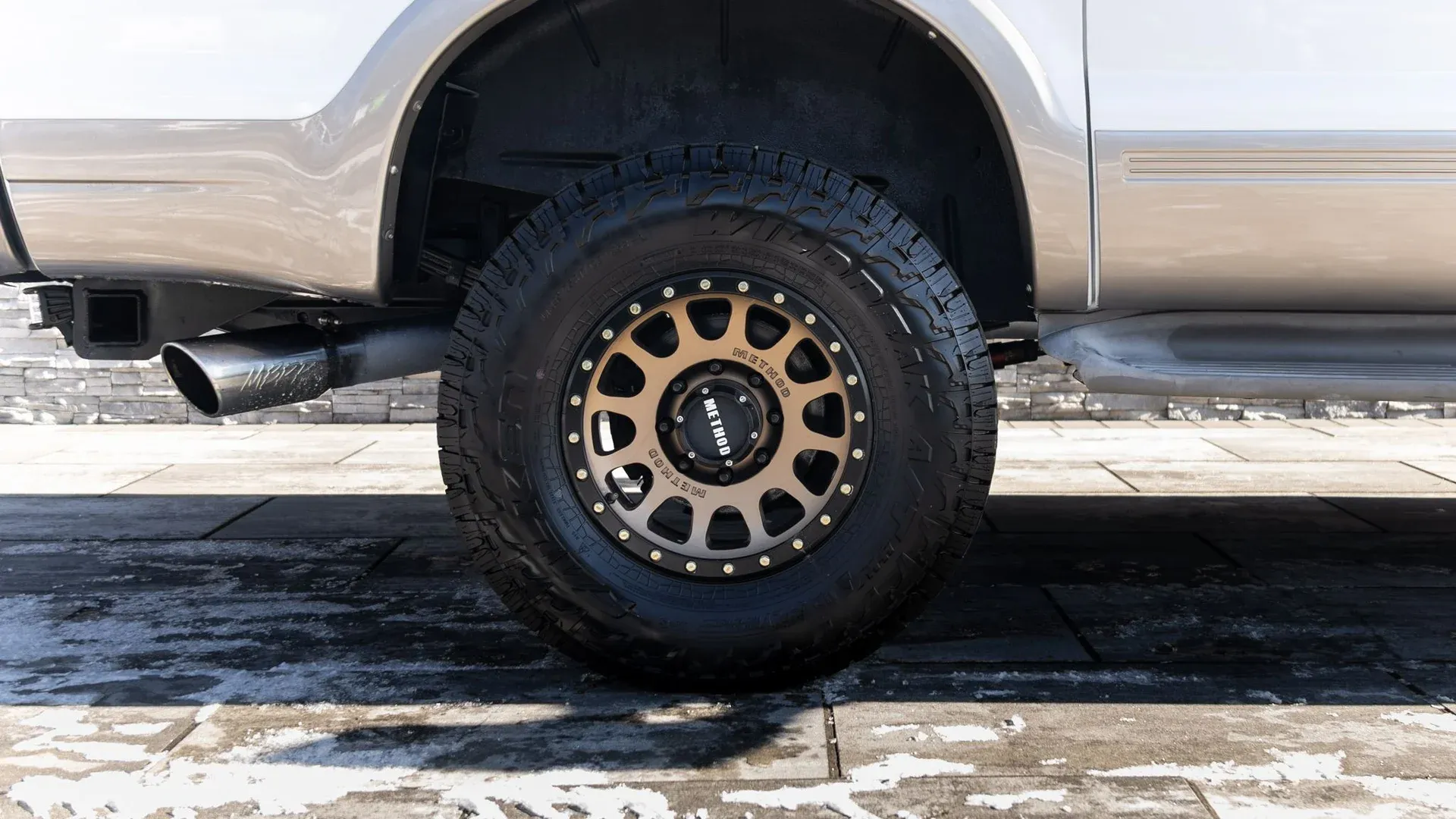 2005 Ford Excursion Eddie Bauer