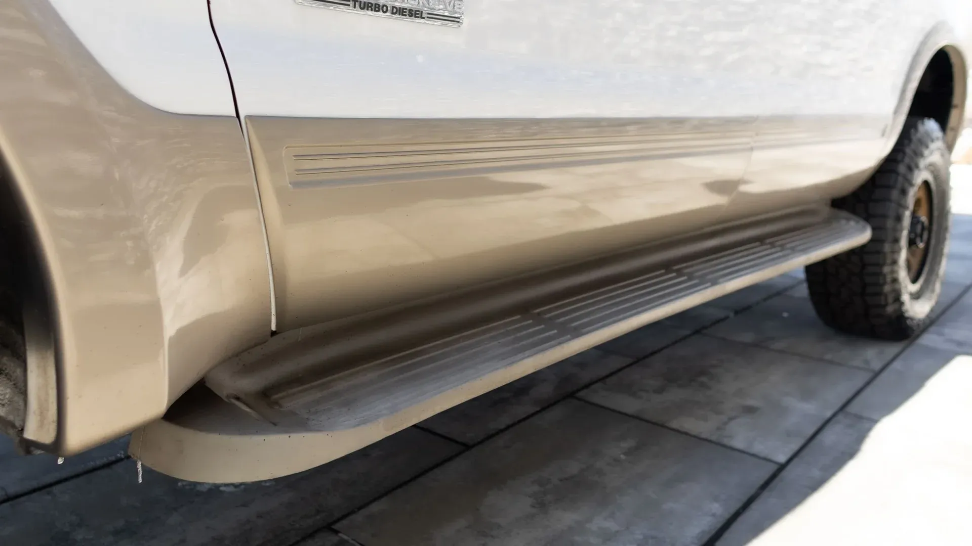 2005 Ford Excursion Eddie Bauer