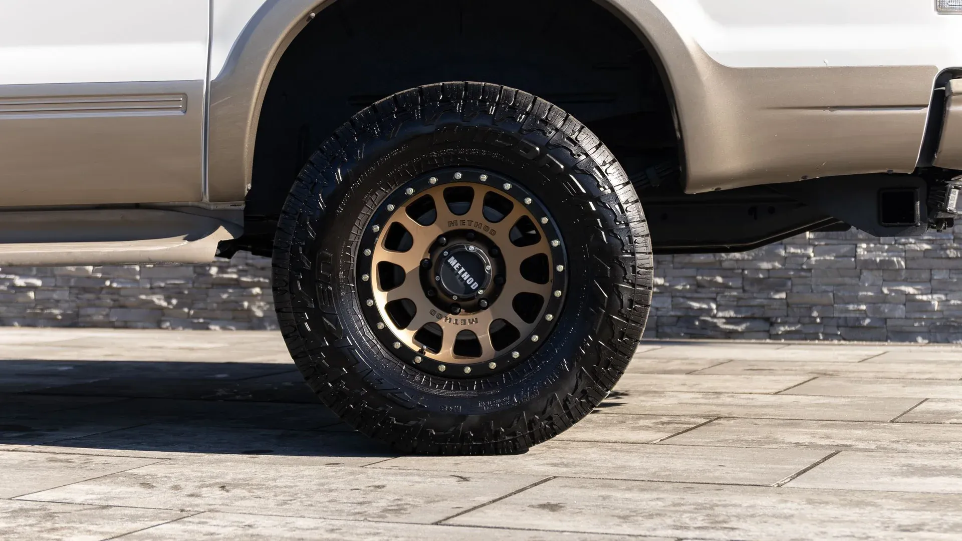 2005 Ford Excursion Eddie Bauer