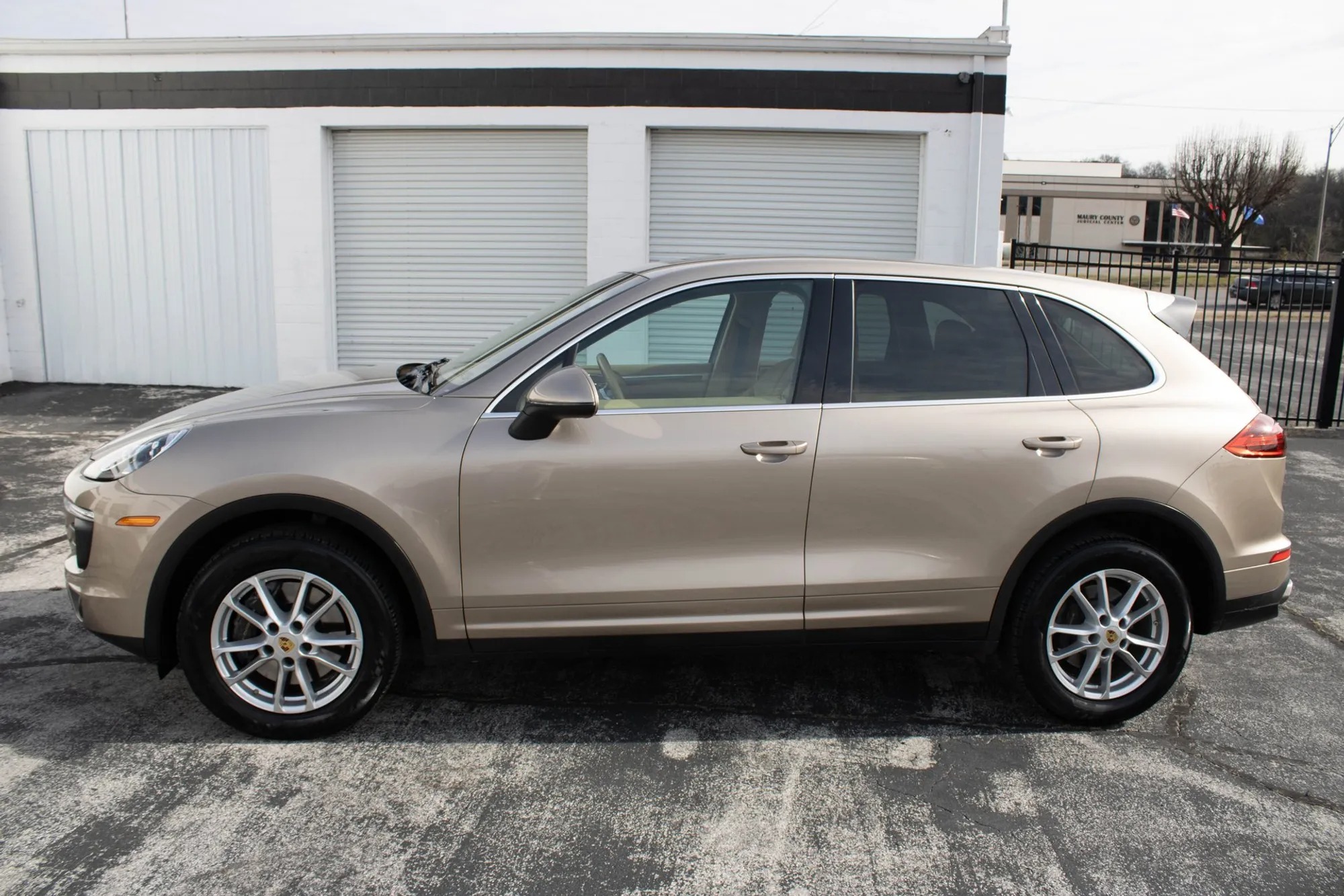 2017 Porsche Cayenne - 3