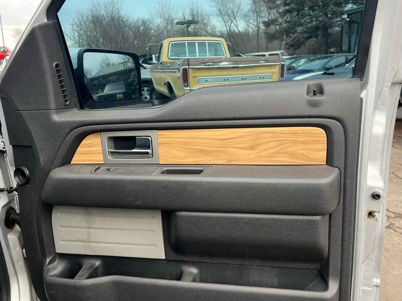 2011 Ford F-150 Lariat