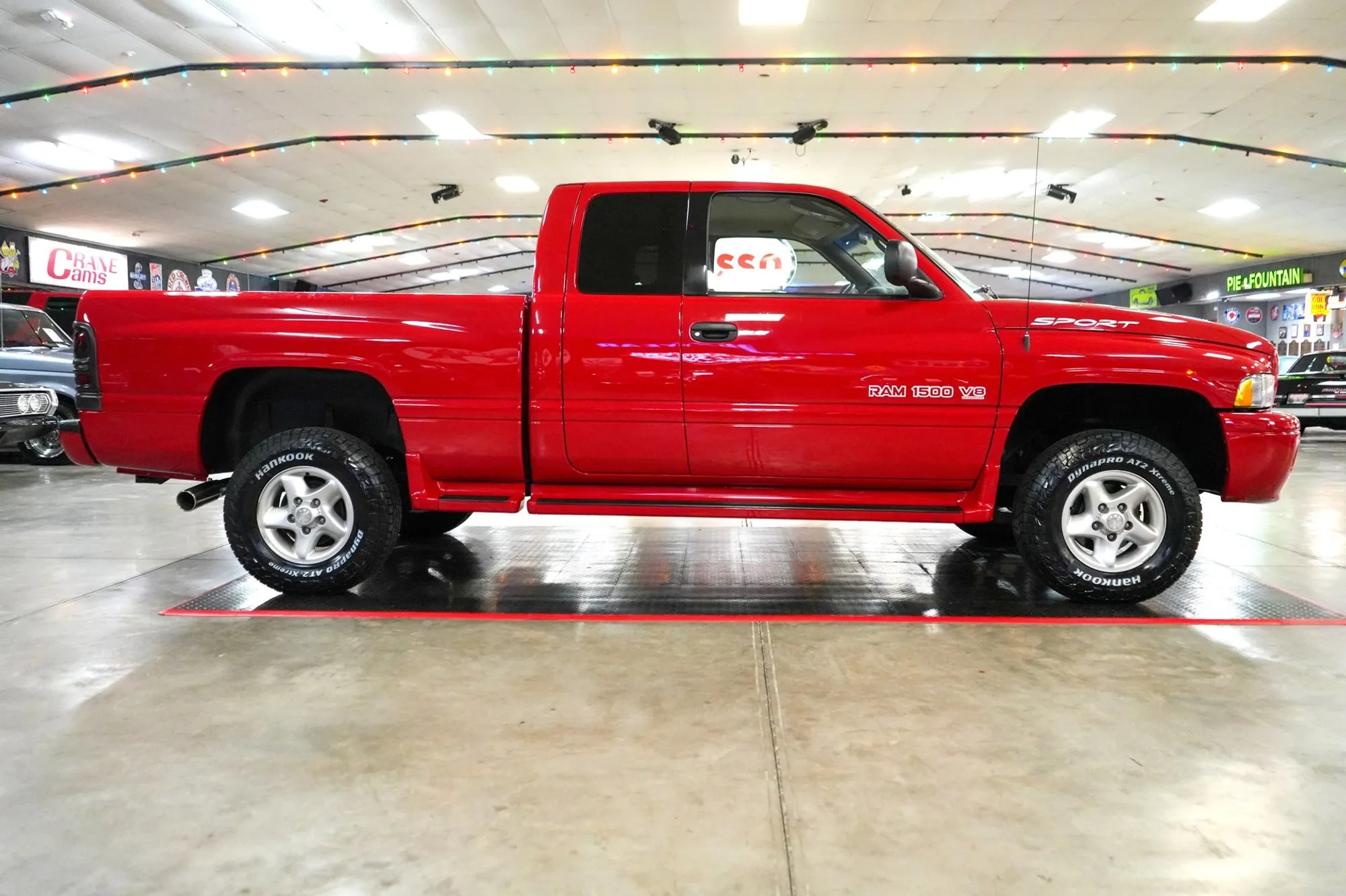 51k-Mile 2000 Dodge Ram 1500 4x4 Quad Cab Sport