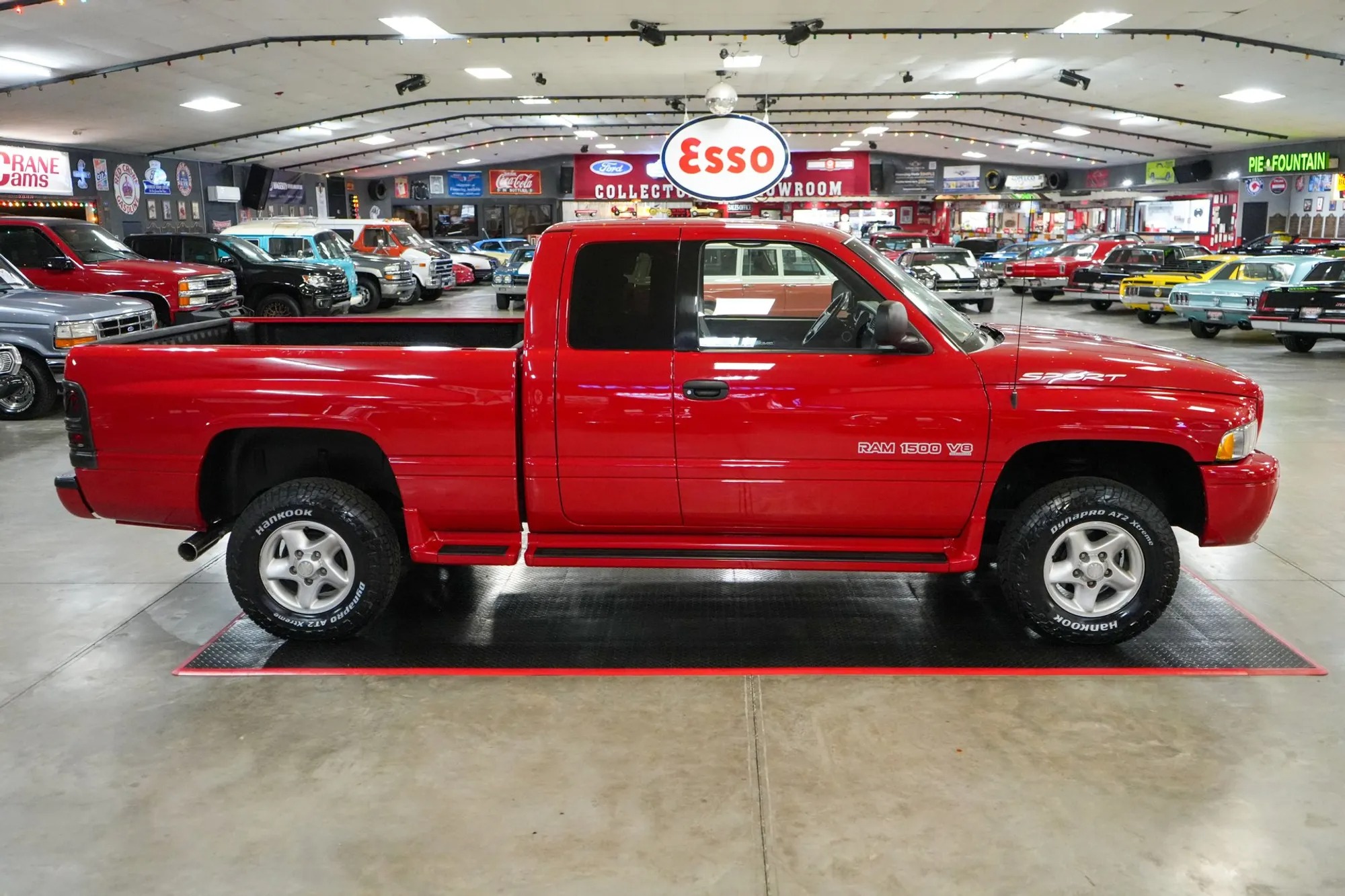 51k-Mile 2000 Dodge Ram 1500 4x4 Quad Cab Sport