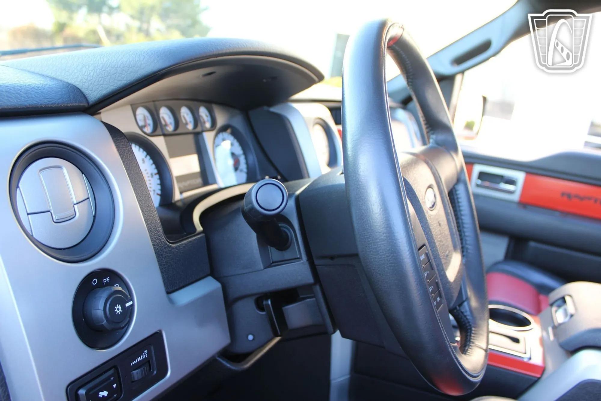 16K-Mile 2010 Ford F-150 SVT Raptor