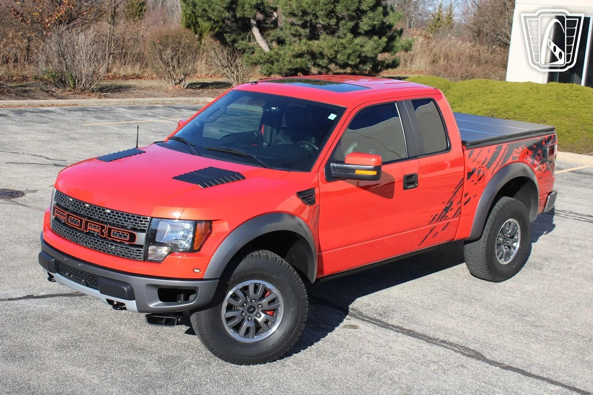 16K-Mile 2010 Ford F-150 SVT Raptor - 2