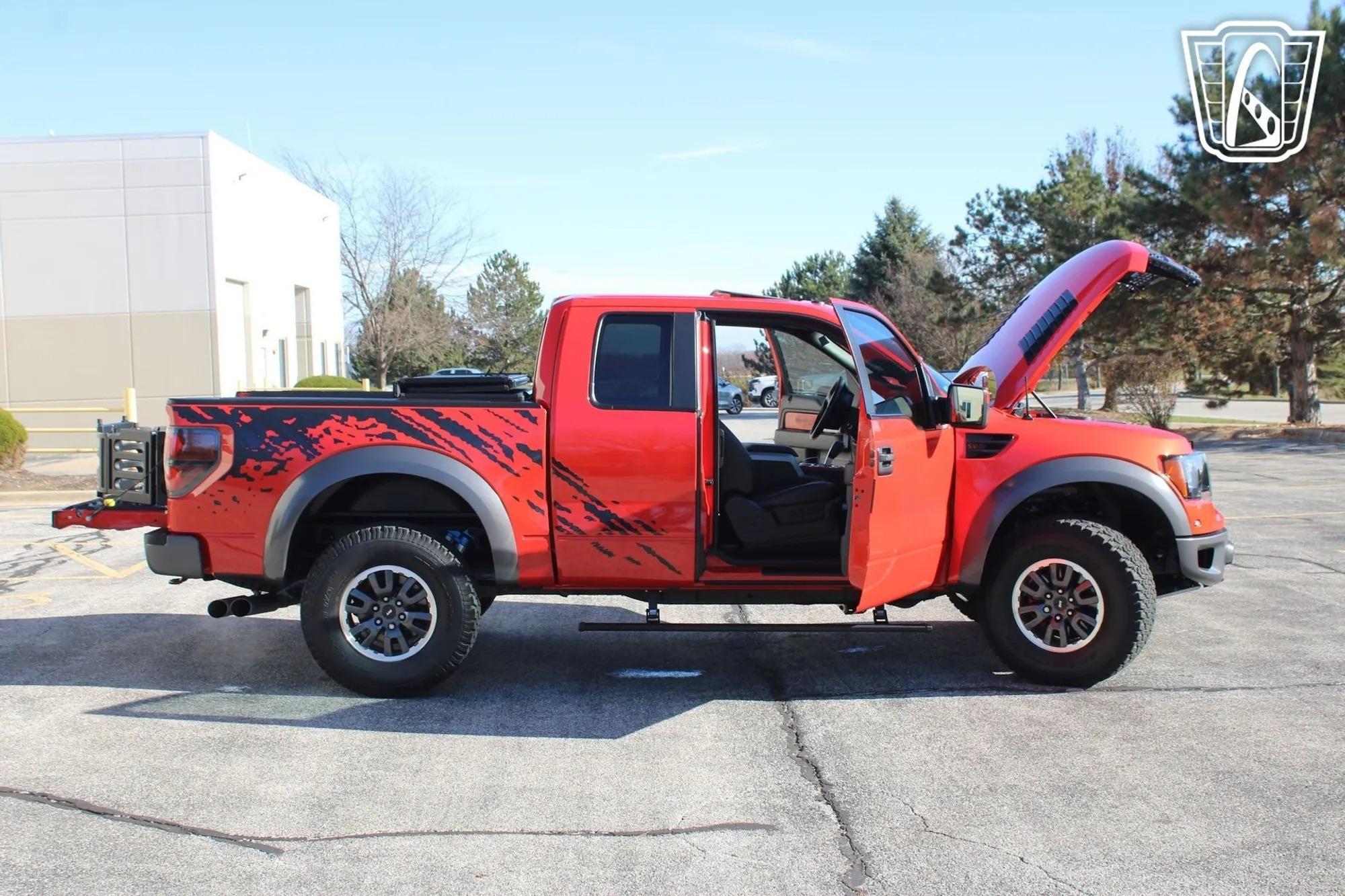 16K-Mile 2010 Ford F-150 SVT Raptor