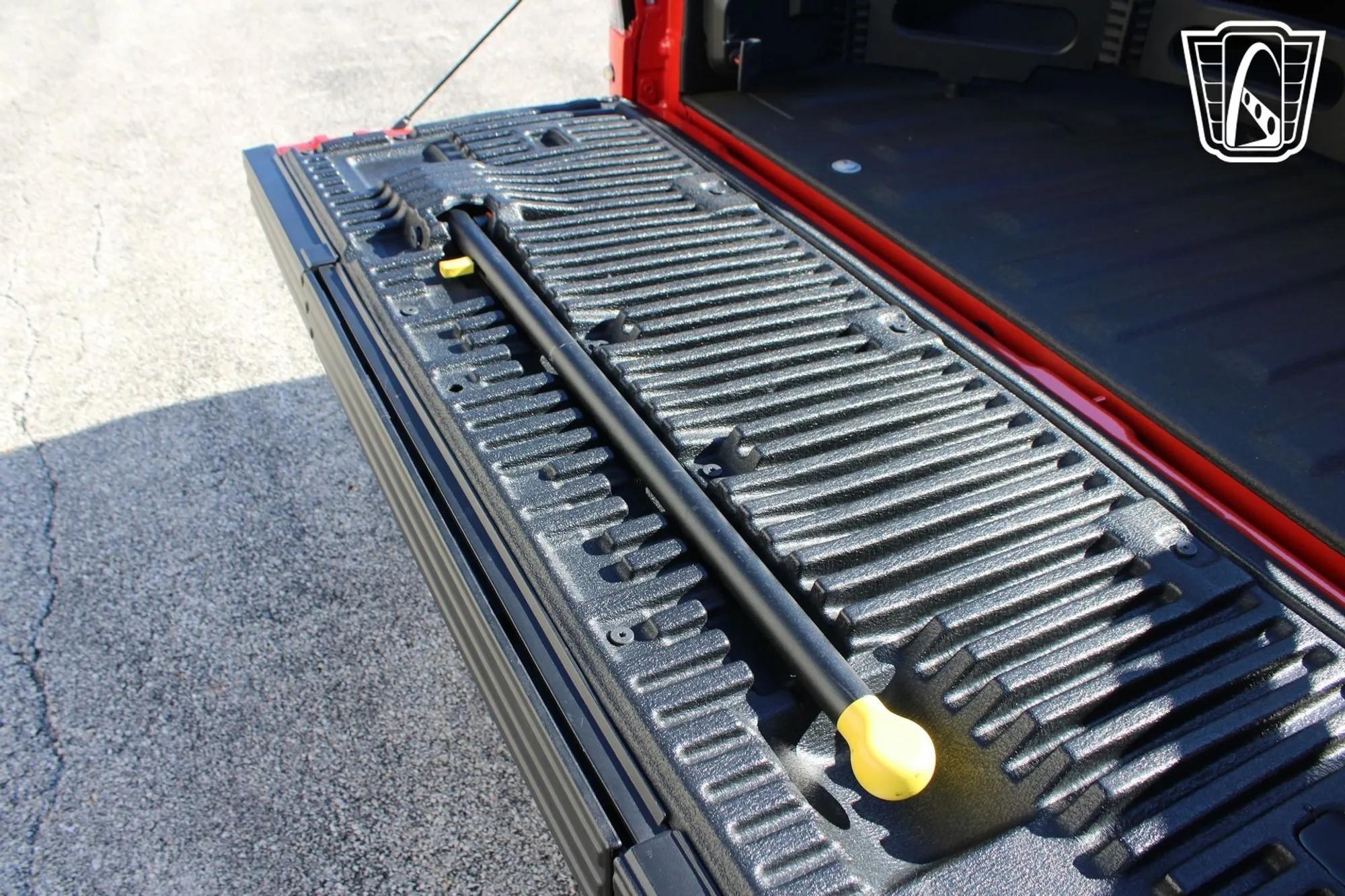 16K-Mile 2010 Ford F-150 SVT Raptor