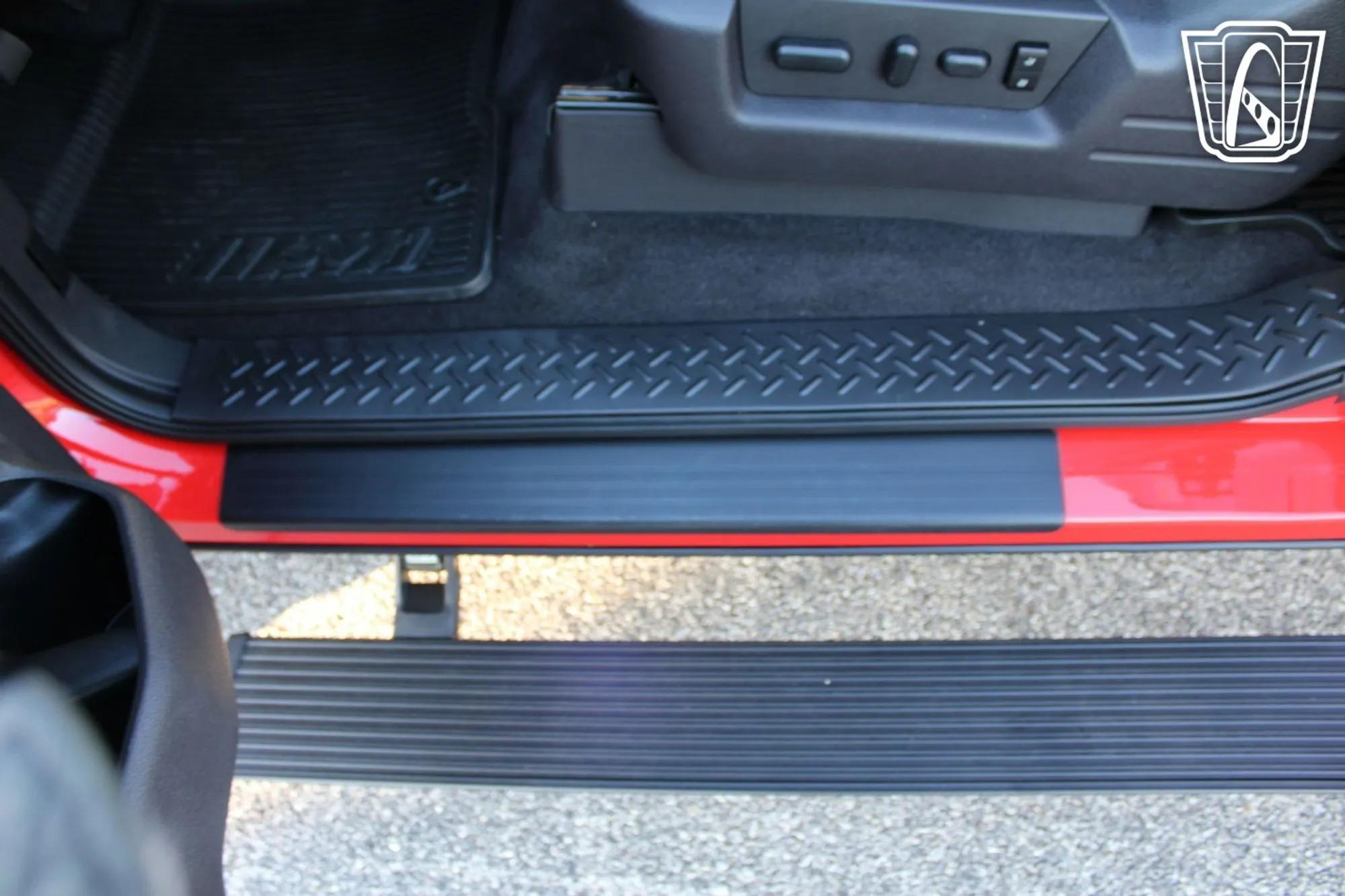 16K-Mile 2010 Ford F-150 SVT Raptor
