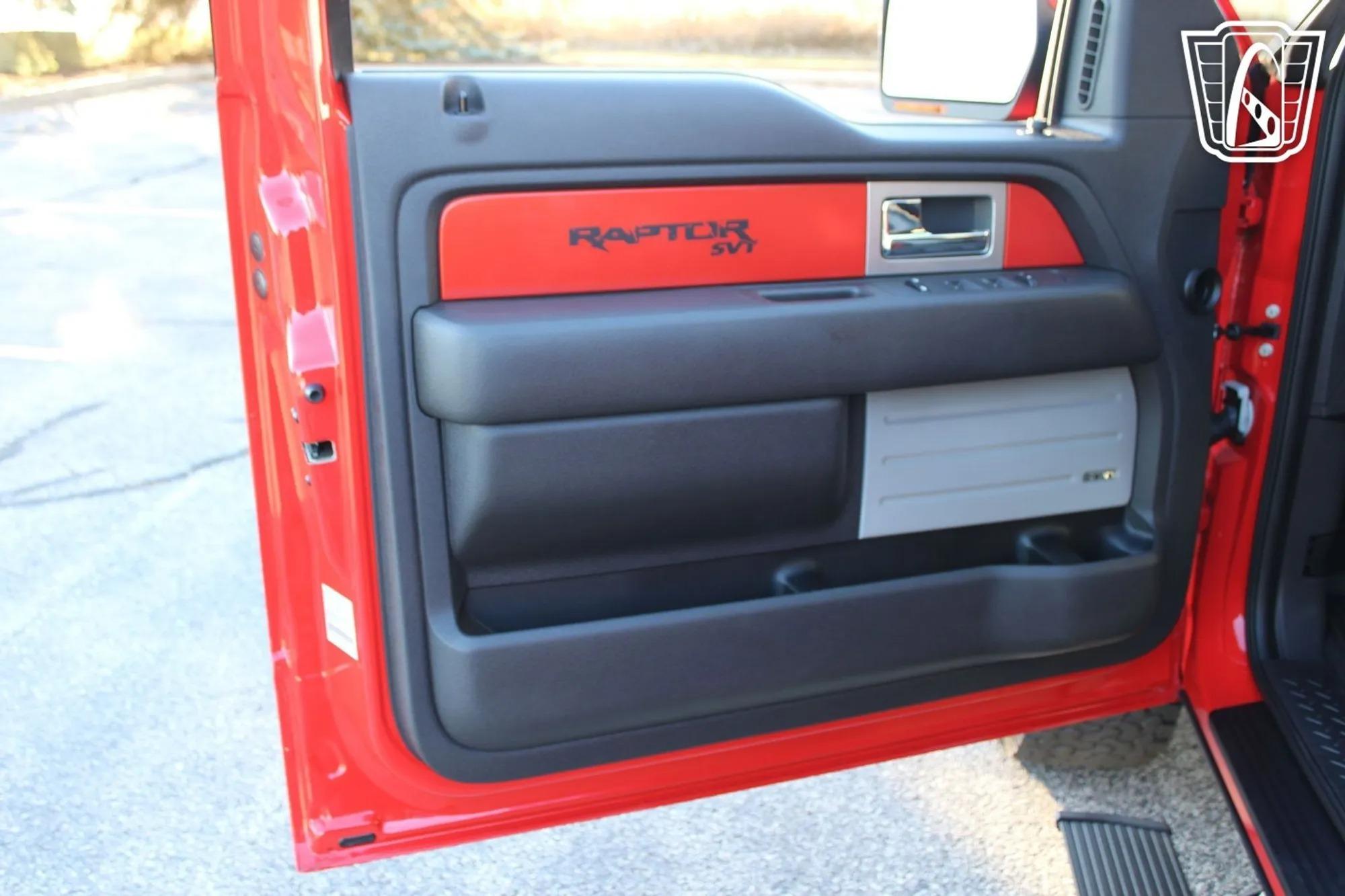 16K-Mile 2010 Ford F-150 SVT Raptor