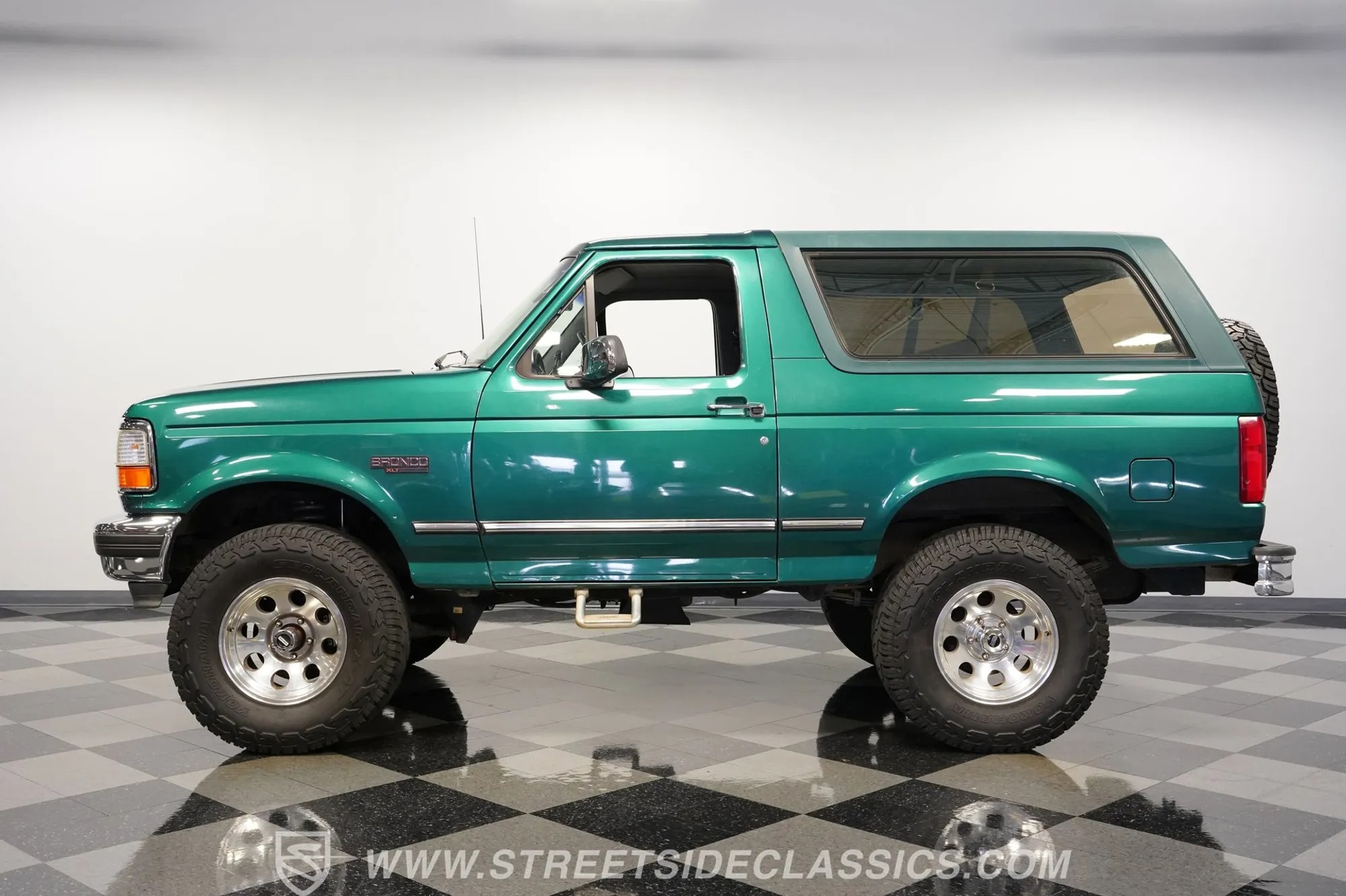  Ford Bronco