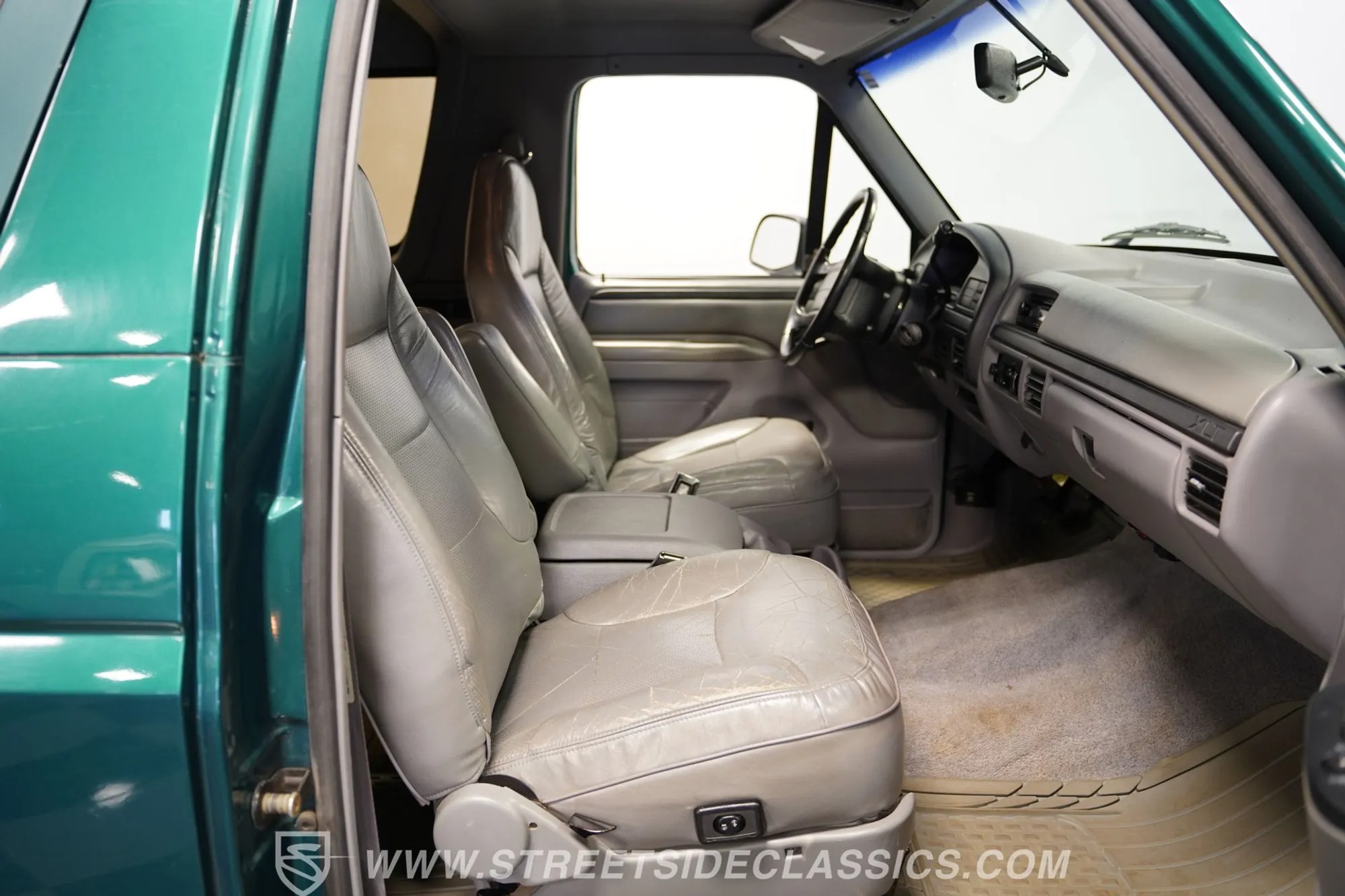 1996 Ford Bronco XLT 4×4