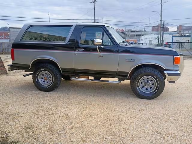 1990 Ford Bronco XLT