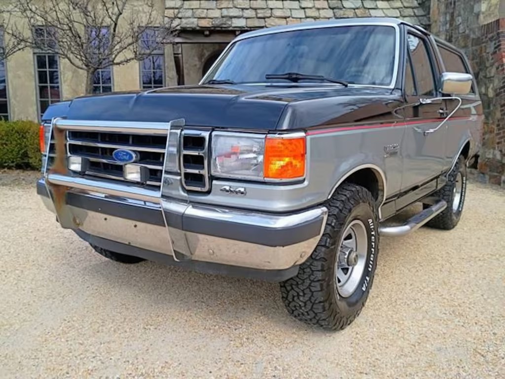 1990 Ford Bronco XLT - 5