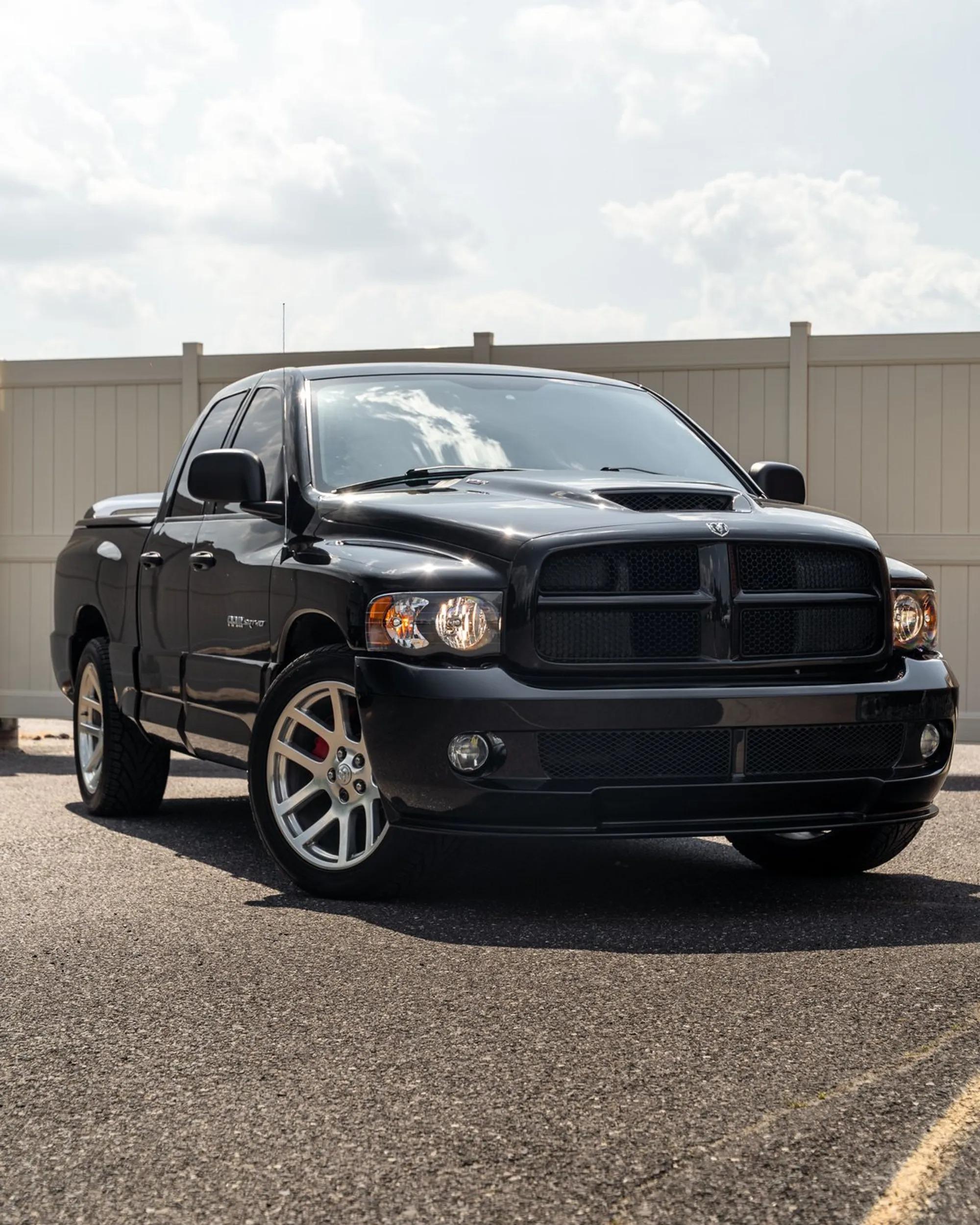 2005 Dodge Ram SRT-10