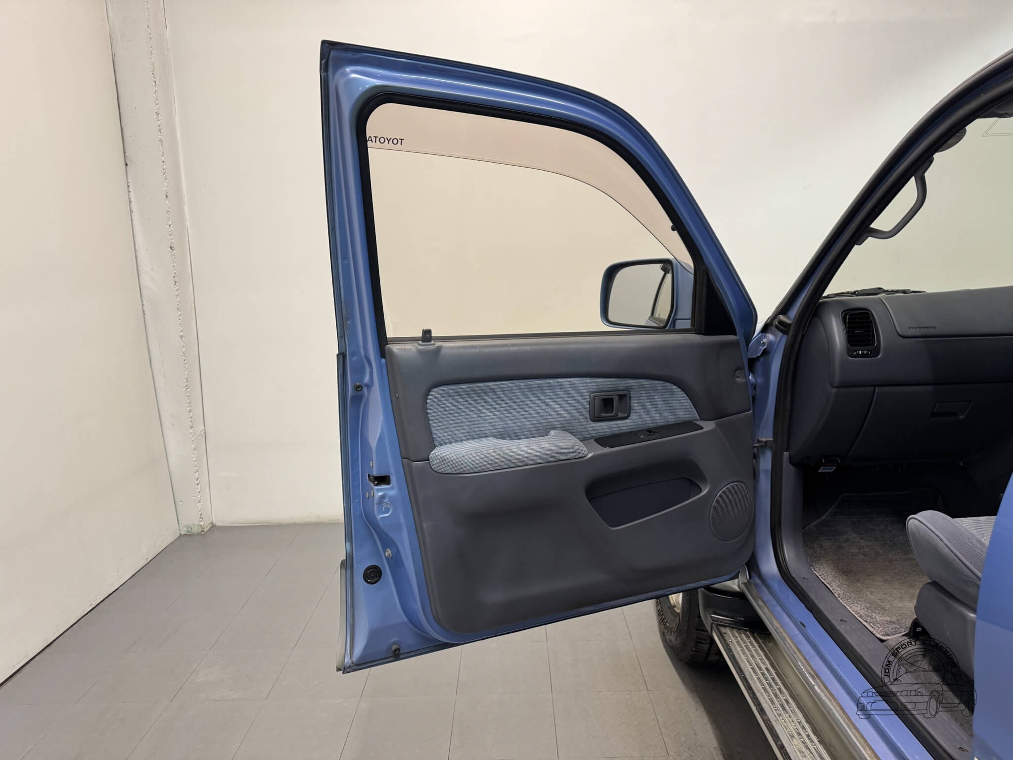 1997 Toyota Hilux Surf SSR-X