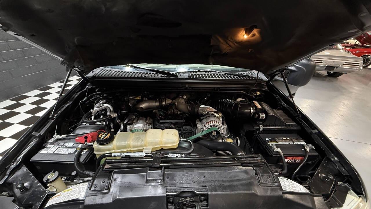 2001 Ford Excursion Limited - 3