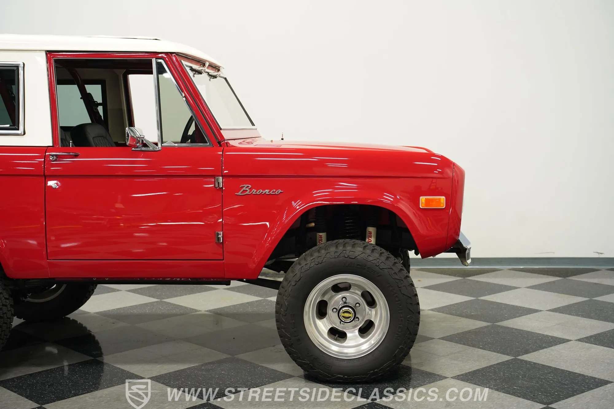 1977 Ford Bronco 4×4