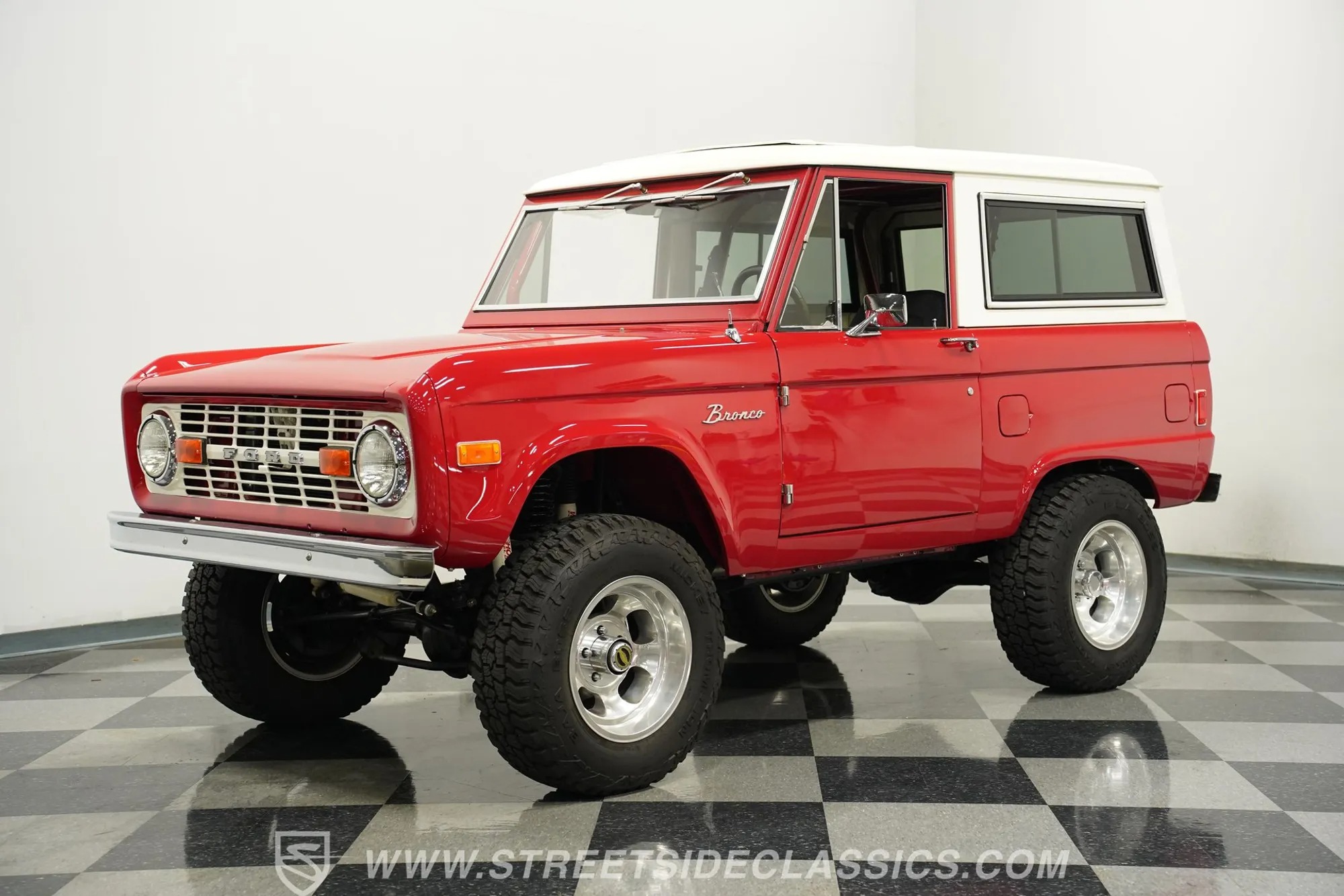  Ford Bronco