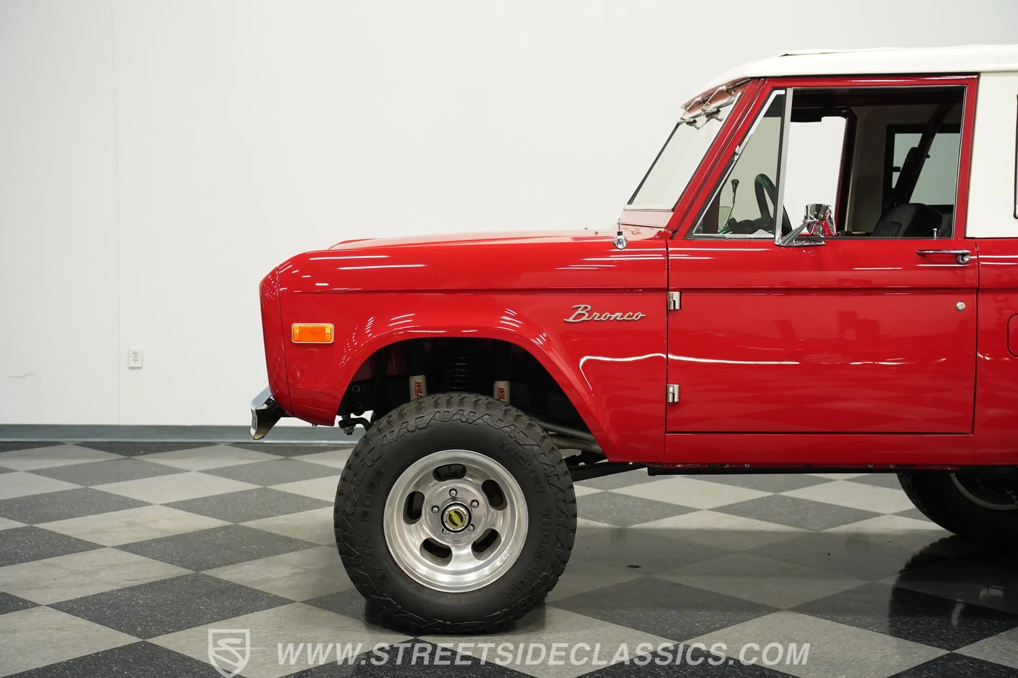 1977 Ford Bronco 4×4