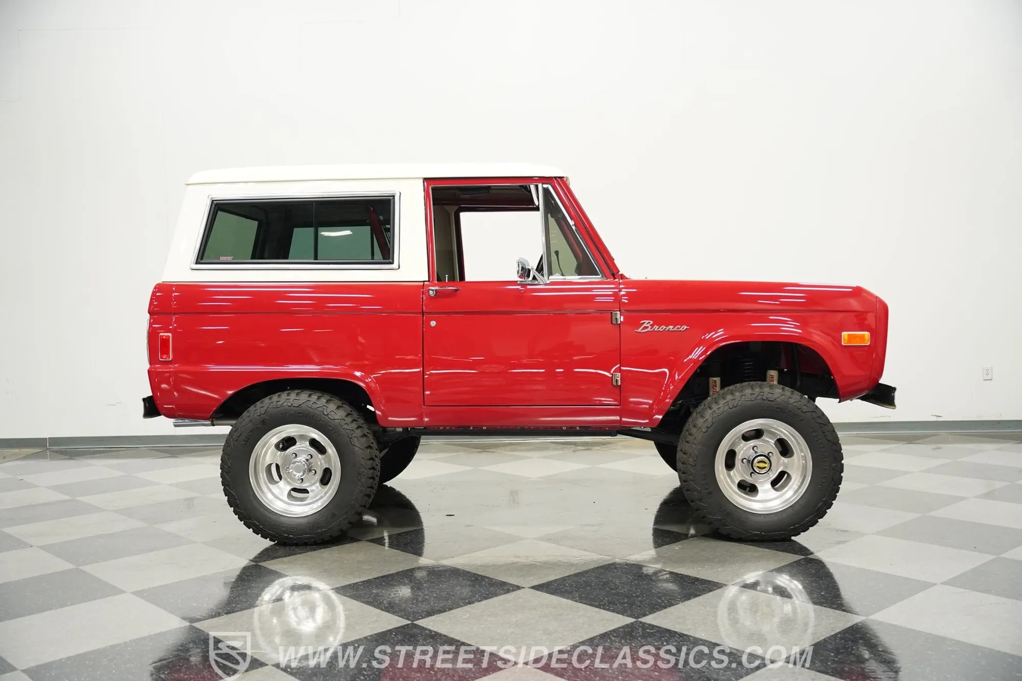 1977 Ford Bronco 4×4