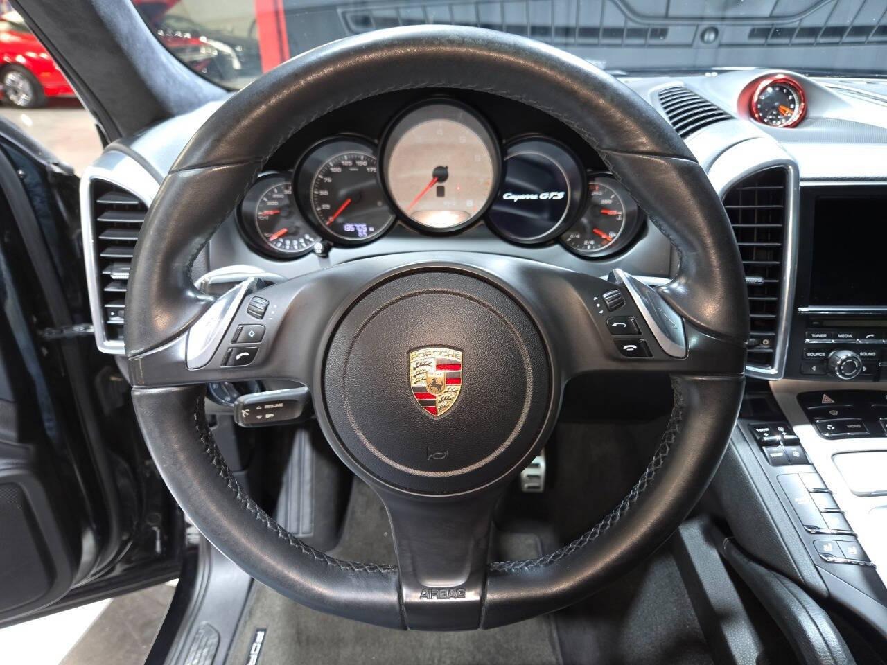 2013 Porsche Cayenne GTS