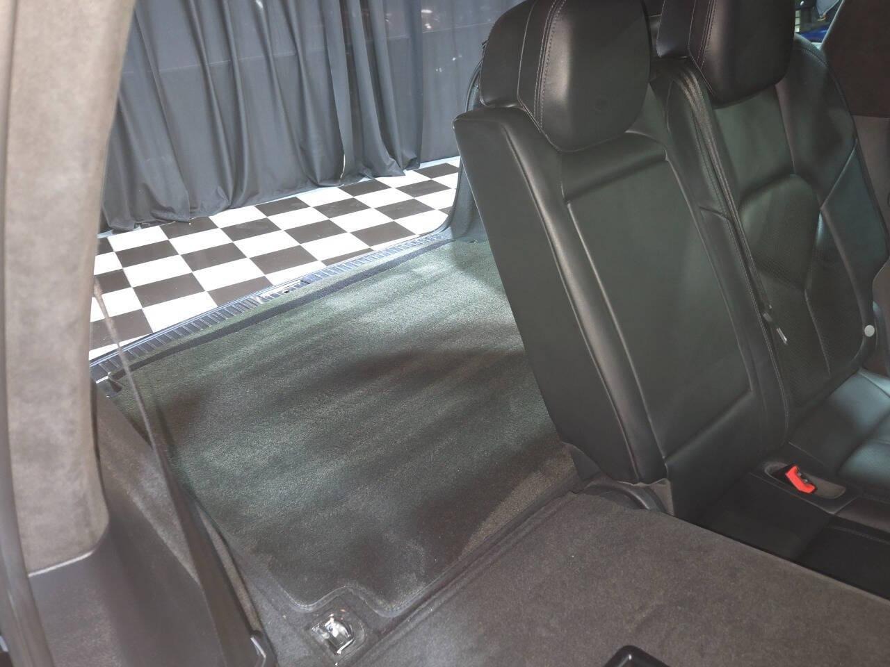 2013 Porsche Cayenne GTS