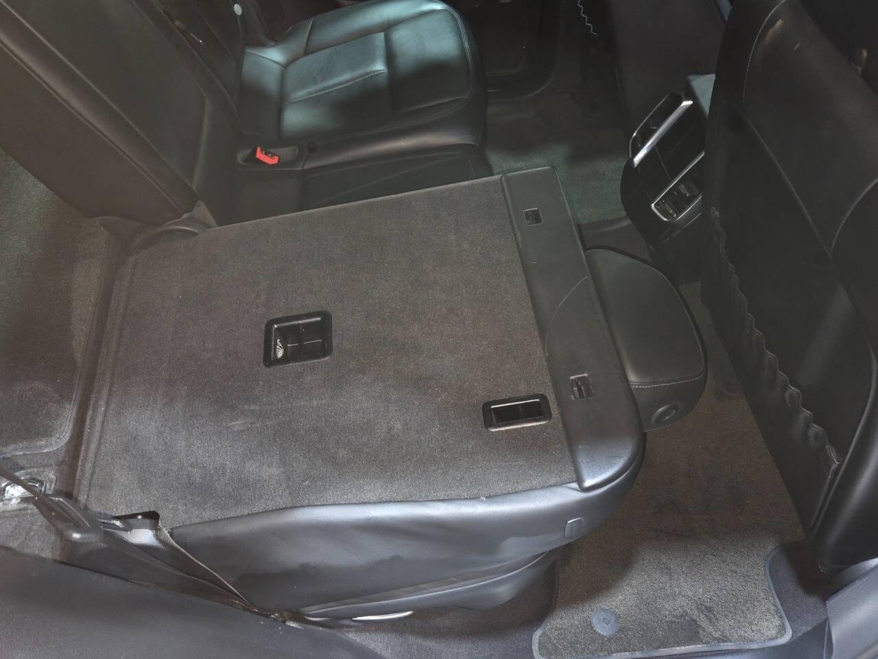 2013 Porsche Cayenne GTS