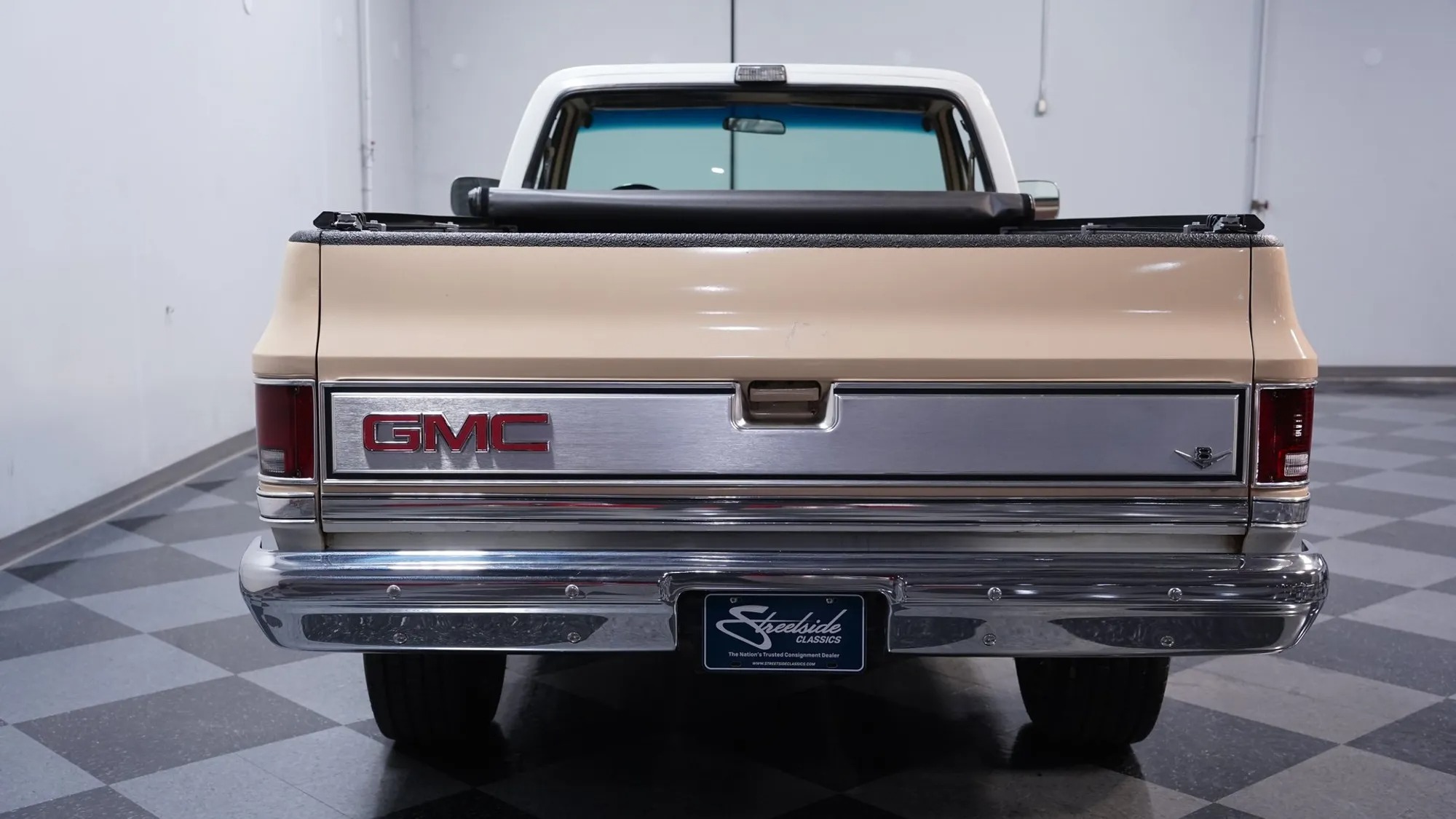 1984 GMC C2500