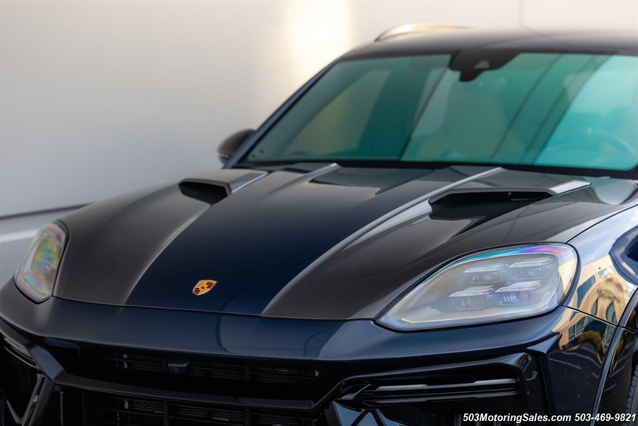 2024 Porsche Cayenne Turbo