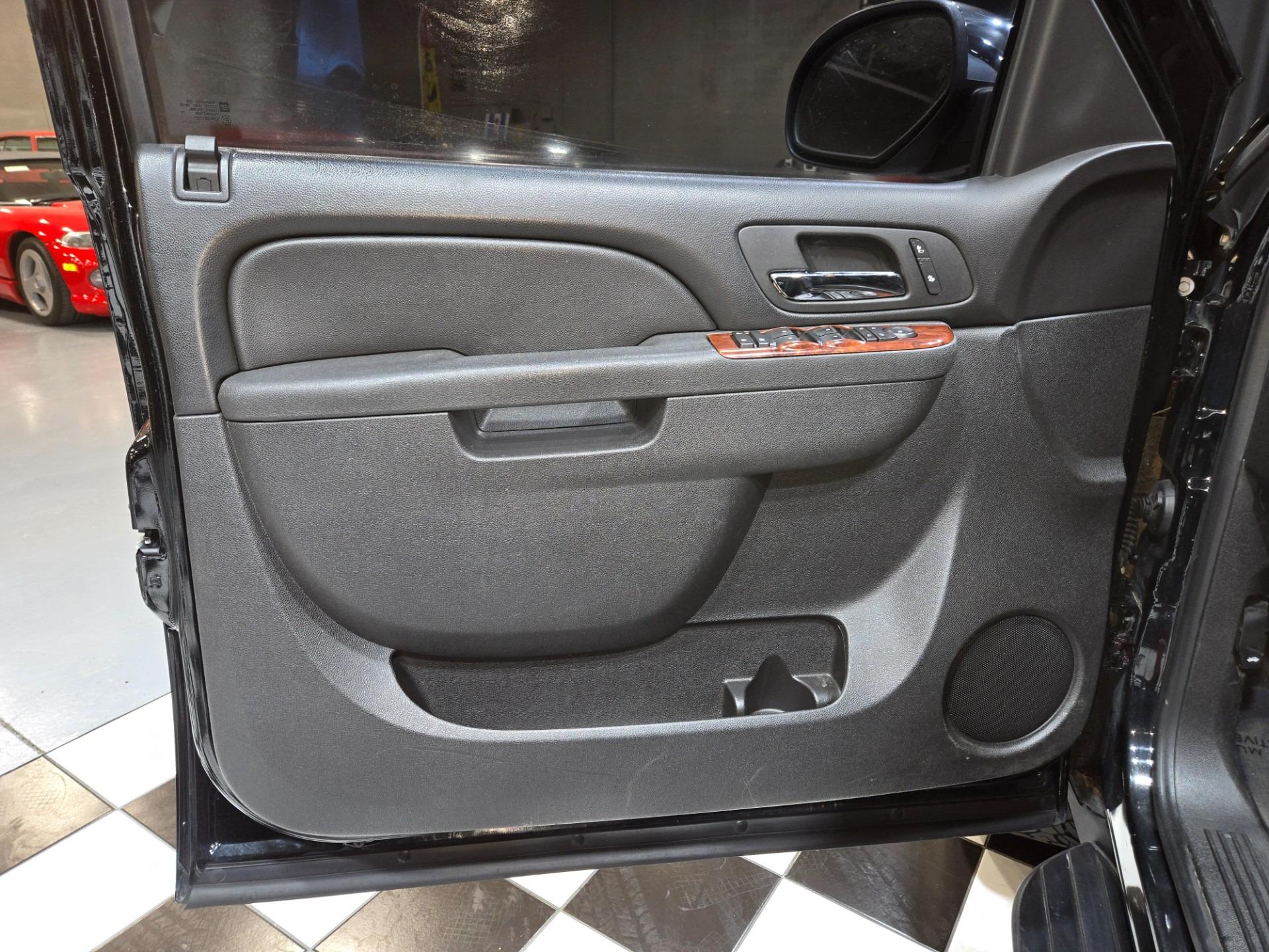 2012 Chevrolet Avalanche LT