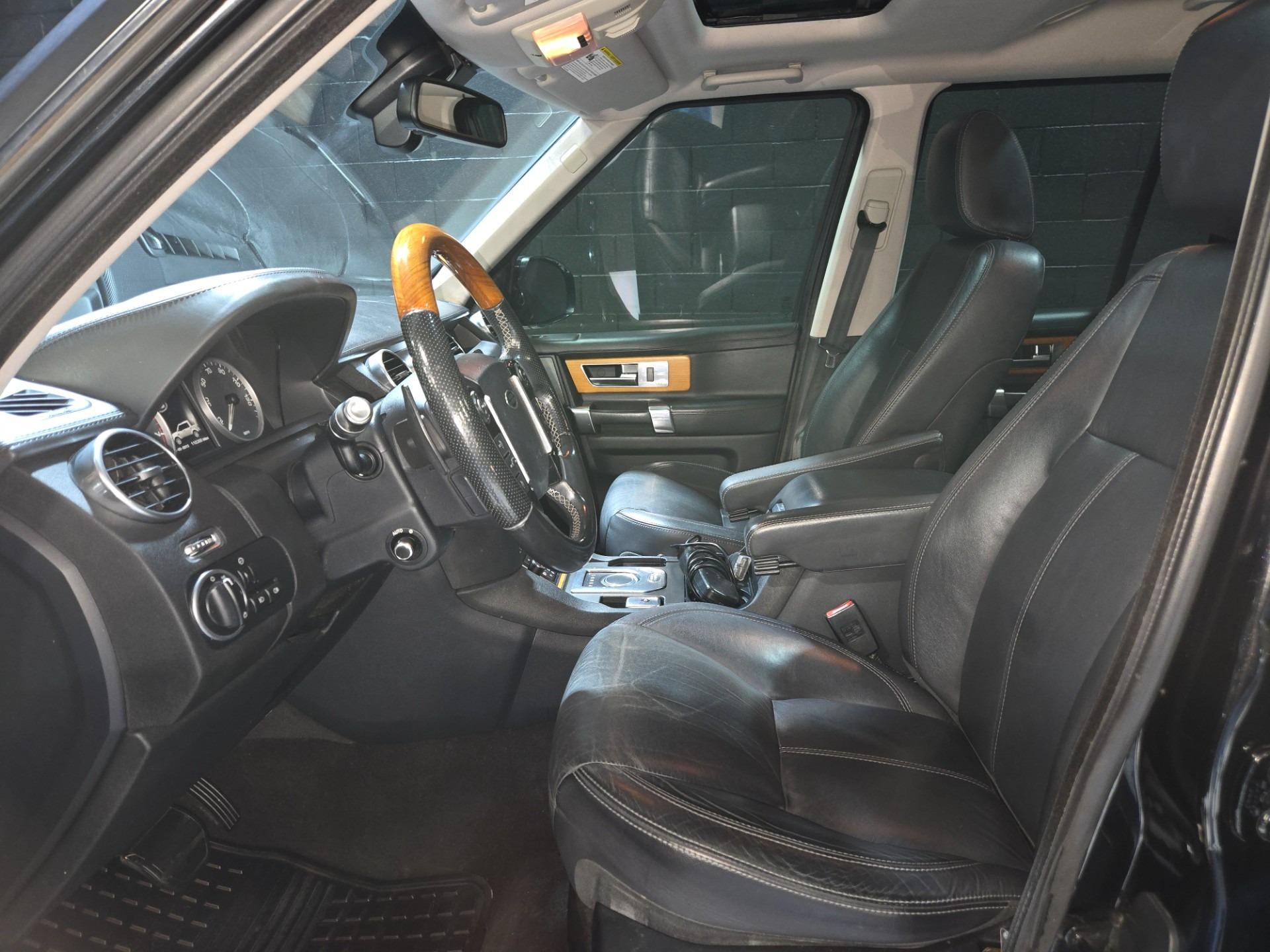 2015 Land Rover LR4 HSE LUX