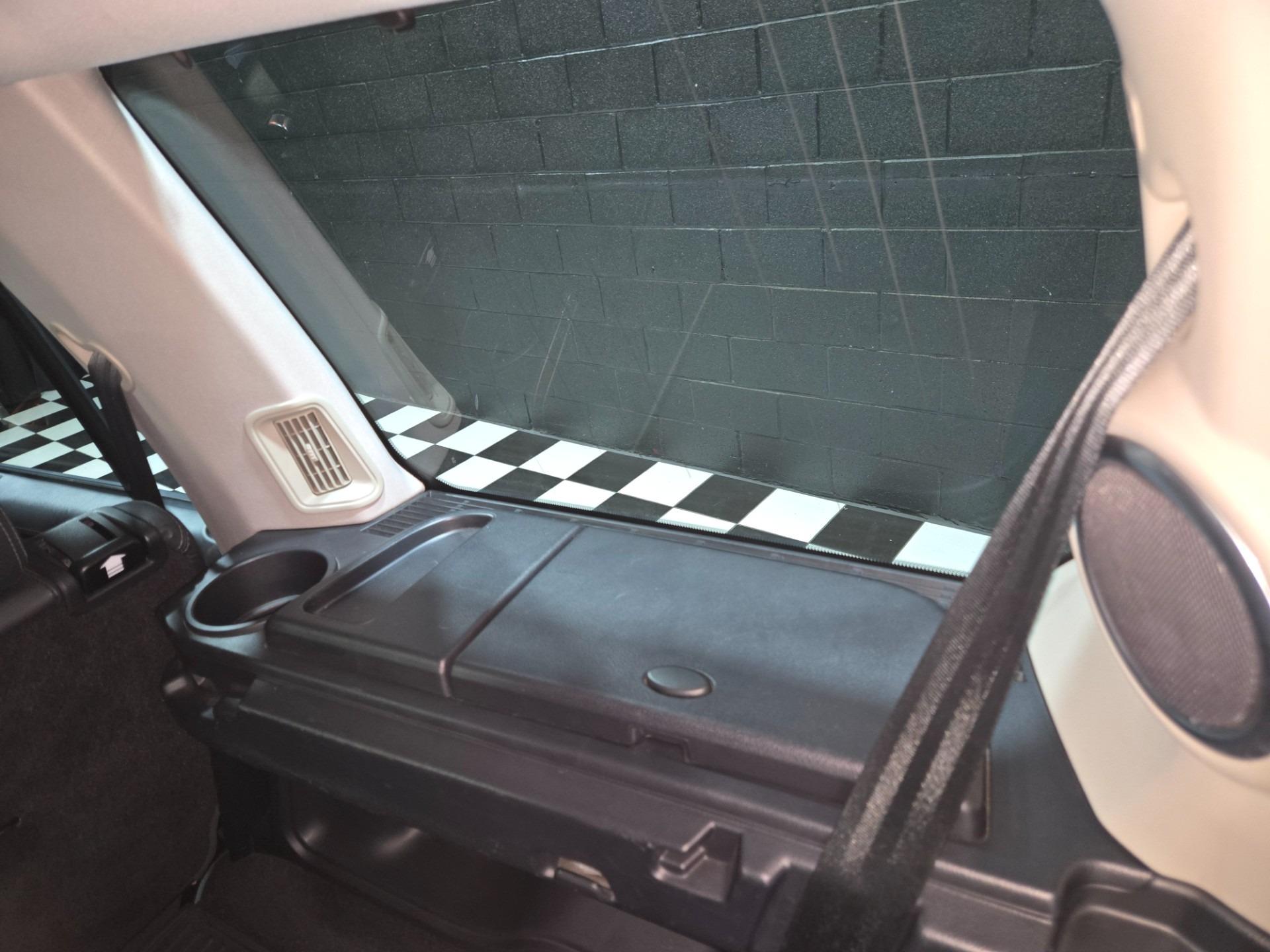 2015 Land Rover LR4 HSE LUX