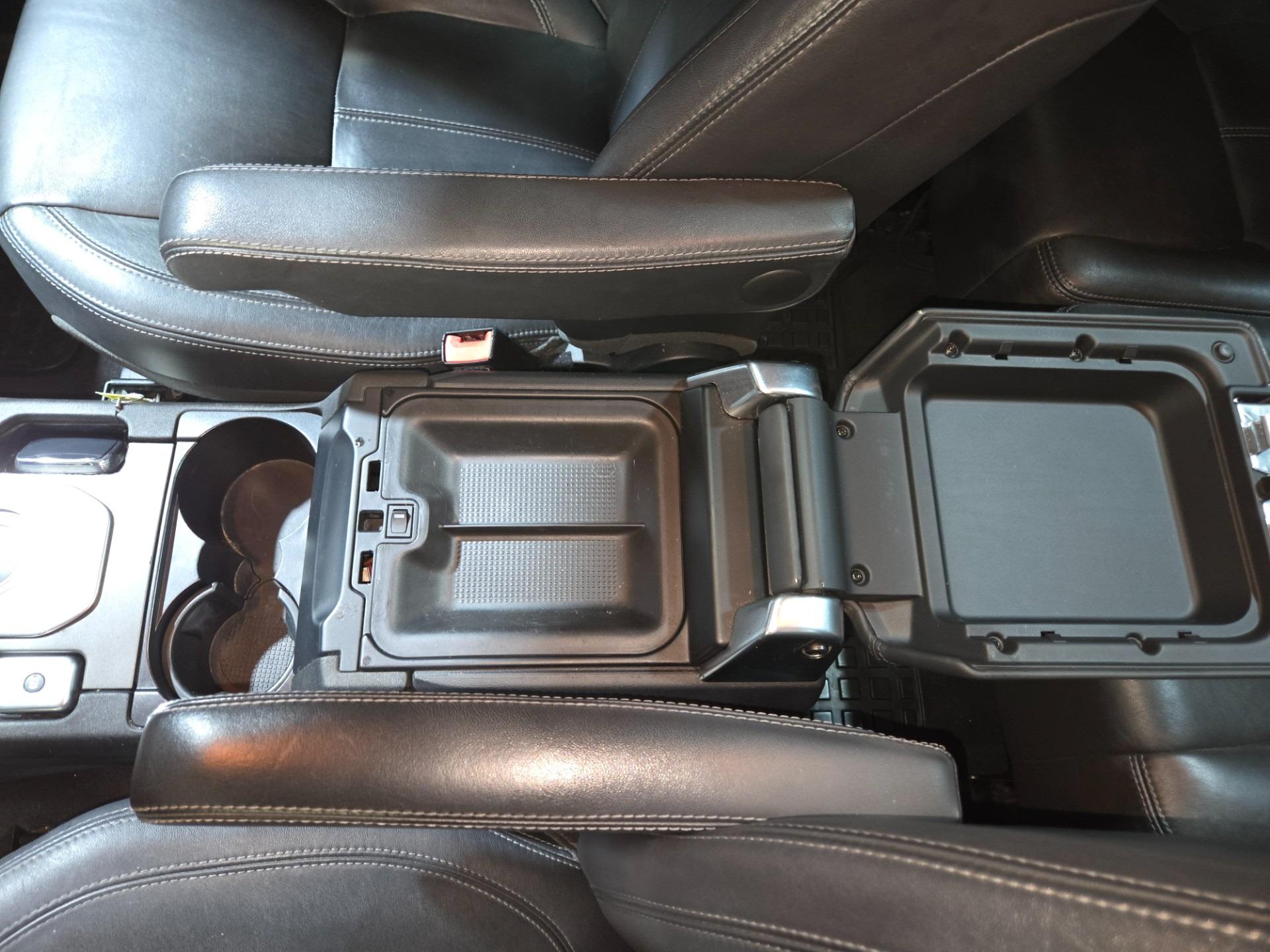 2015 Land Rover LR4 HSE LUX