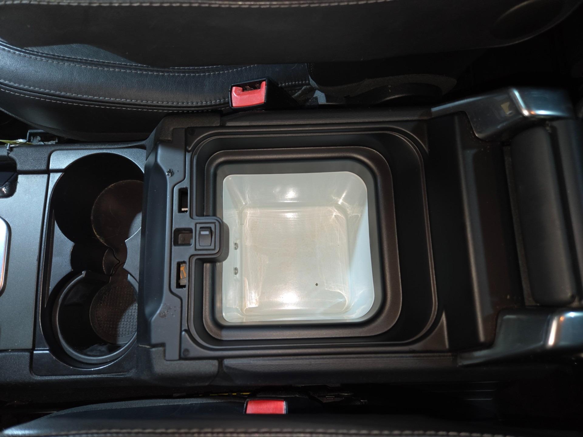 2015 Land Rover LR4 HSE LUX