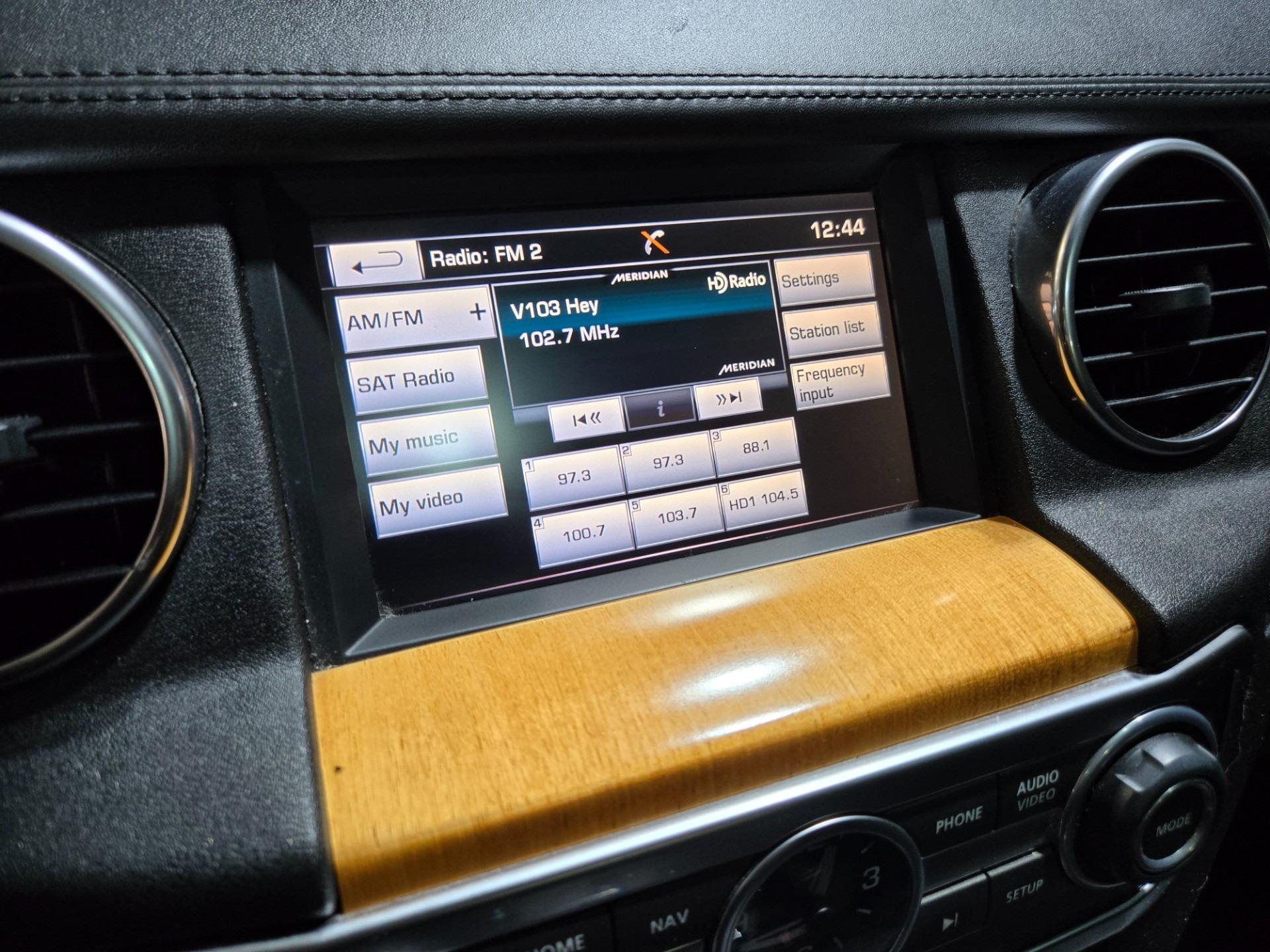 2015 Land Rover LR4 HSE LUX