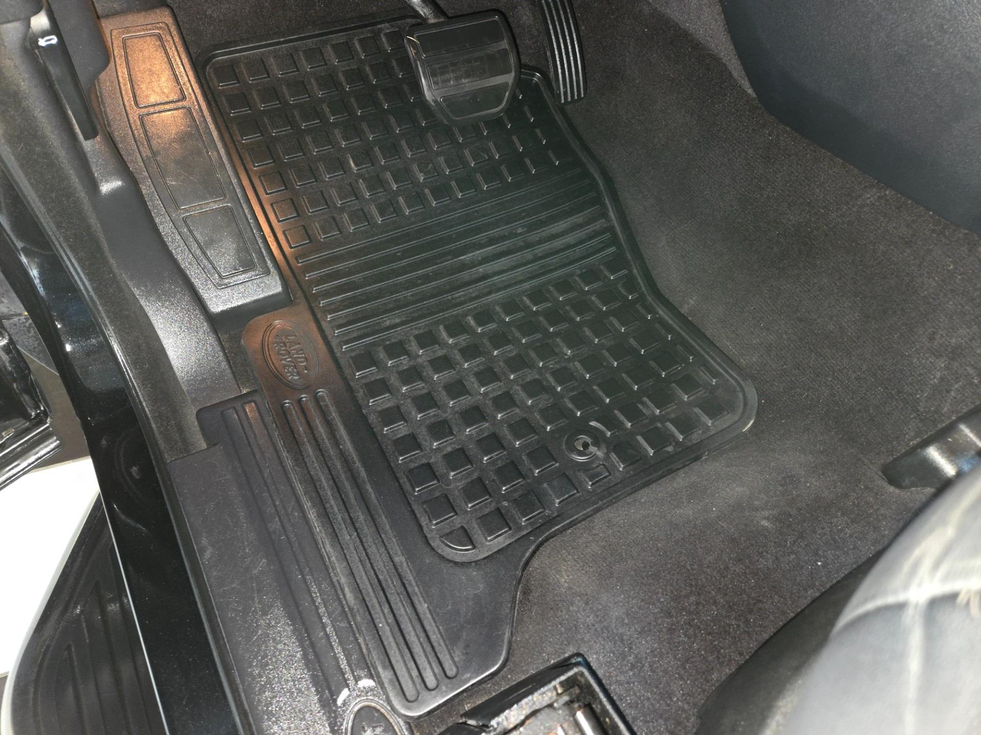 2015 Land Rover LR4 HSE LUX