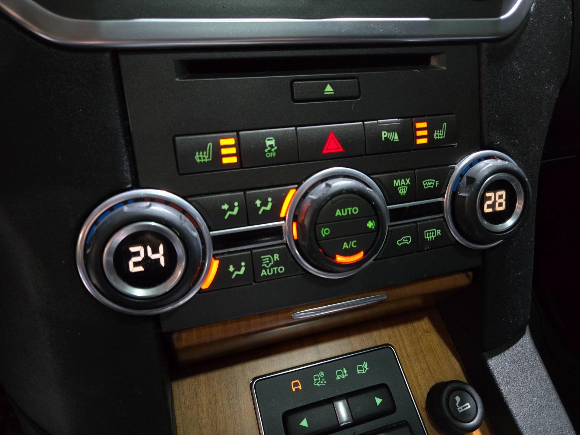 2015 Land Rover LR4 HSE LUX