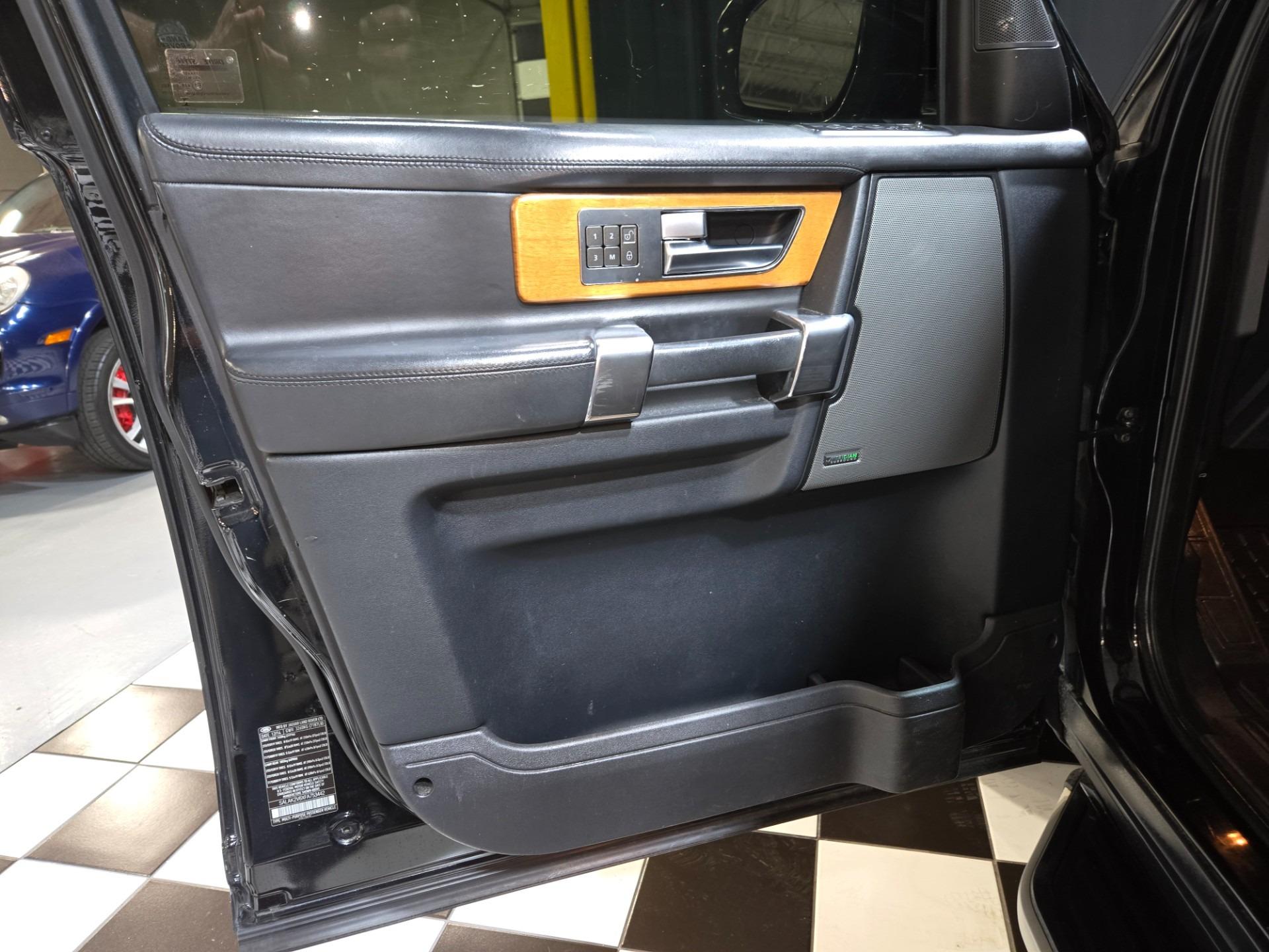 2015 Land Rover LR4 HSE LUX