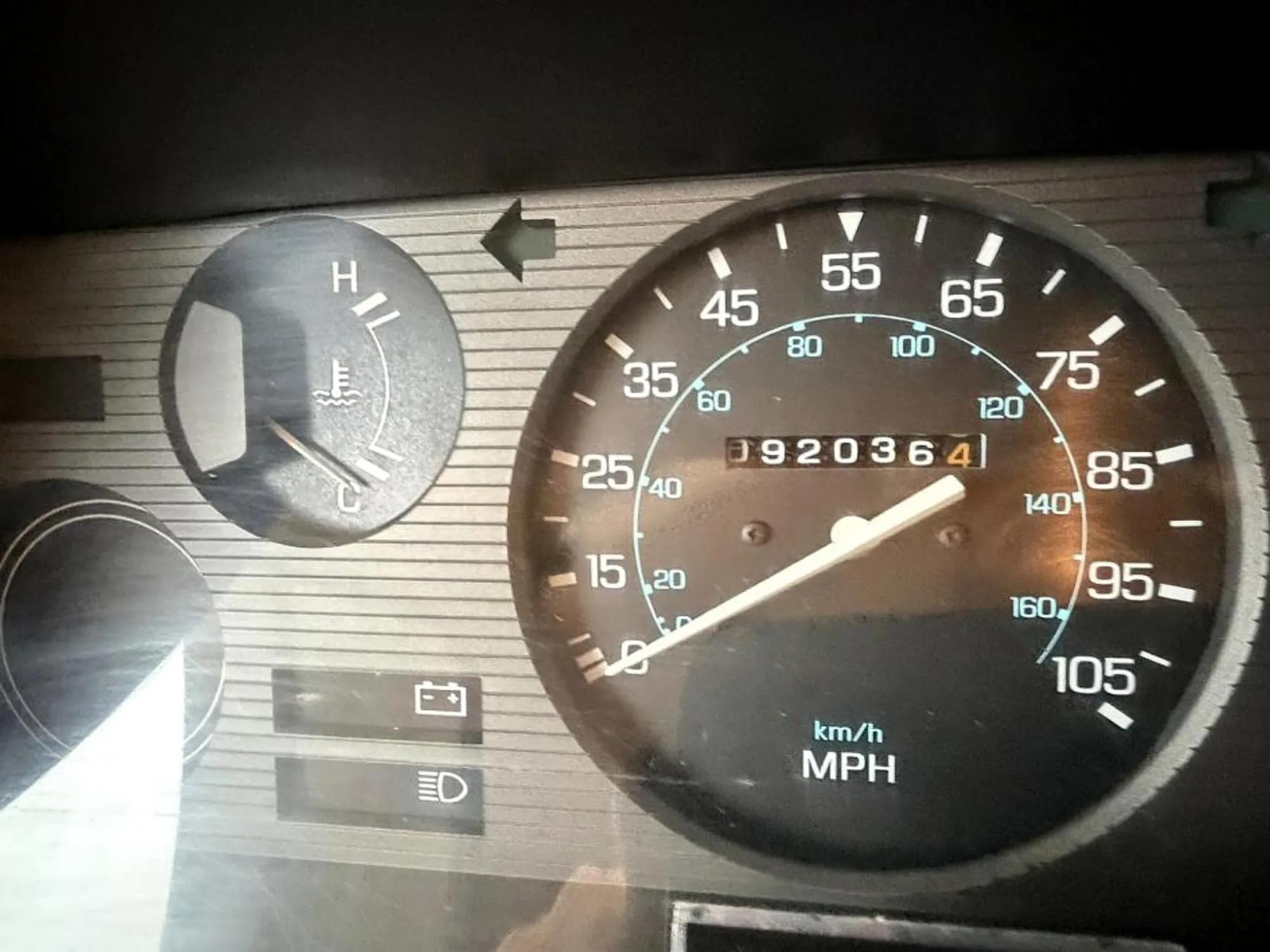 1984 Nissan Sunrader