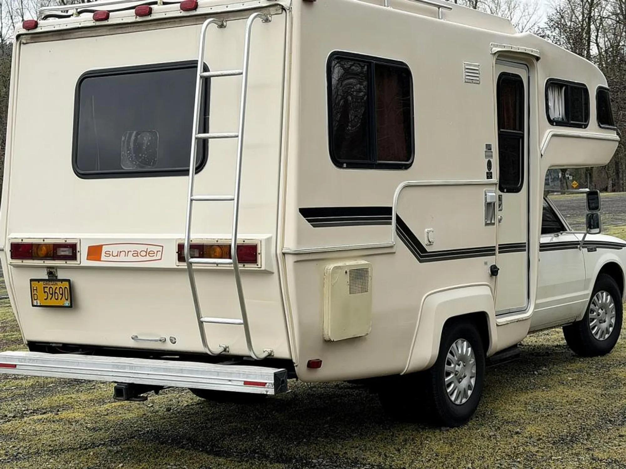 1984 Nissan Sunrader - 2