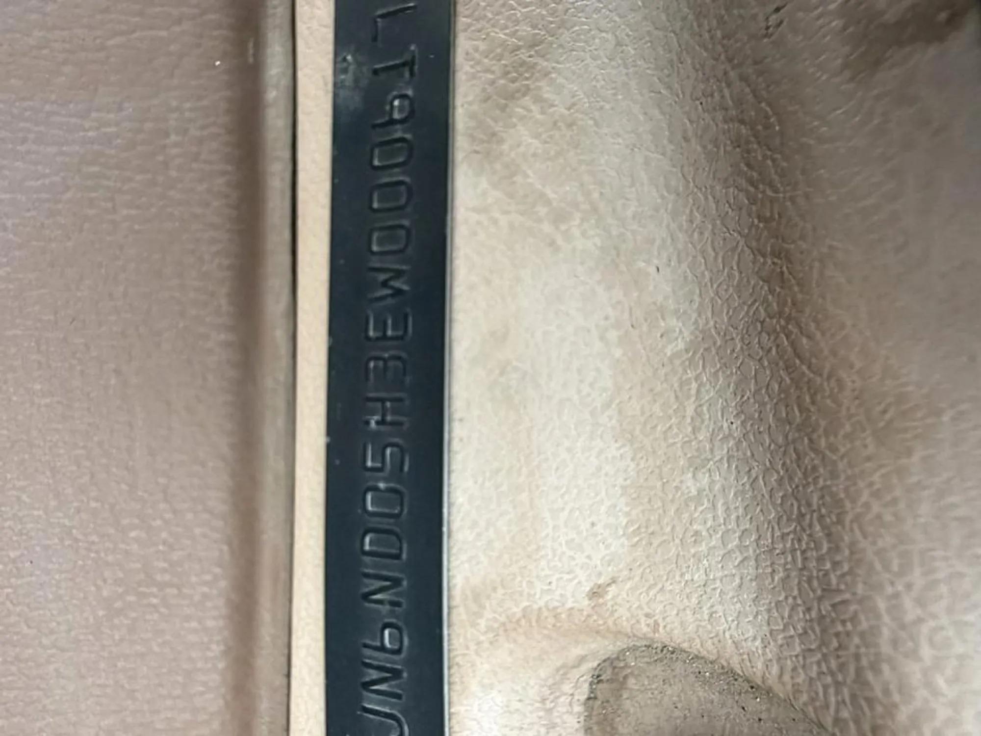 1984 Nissan Sunrader