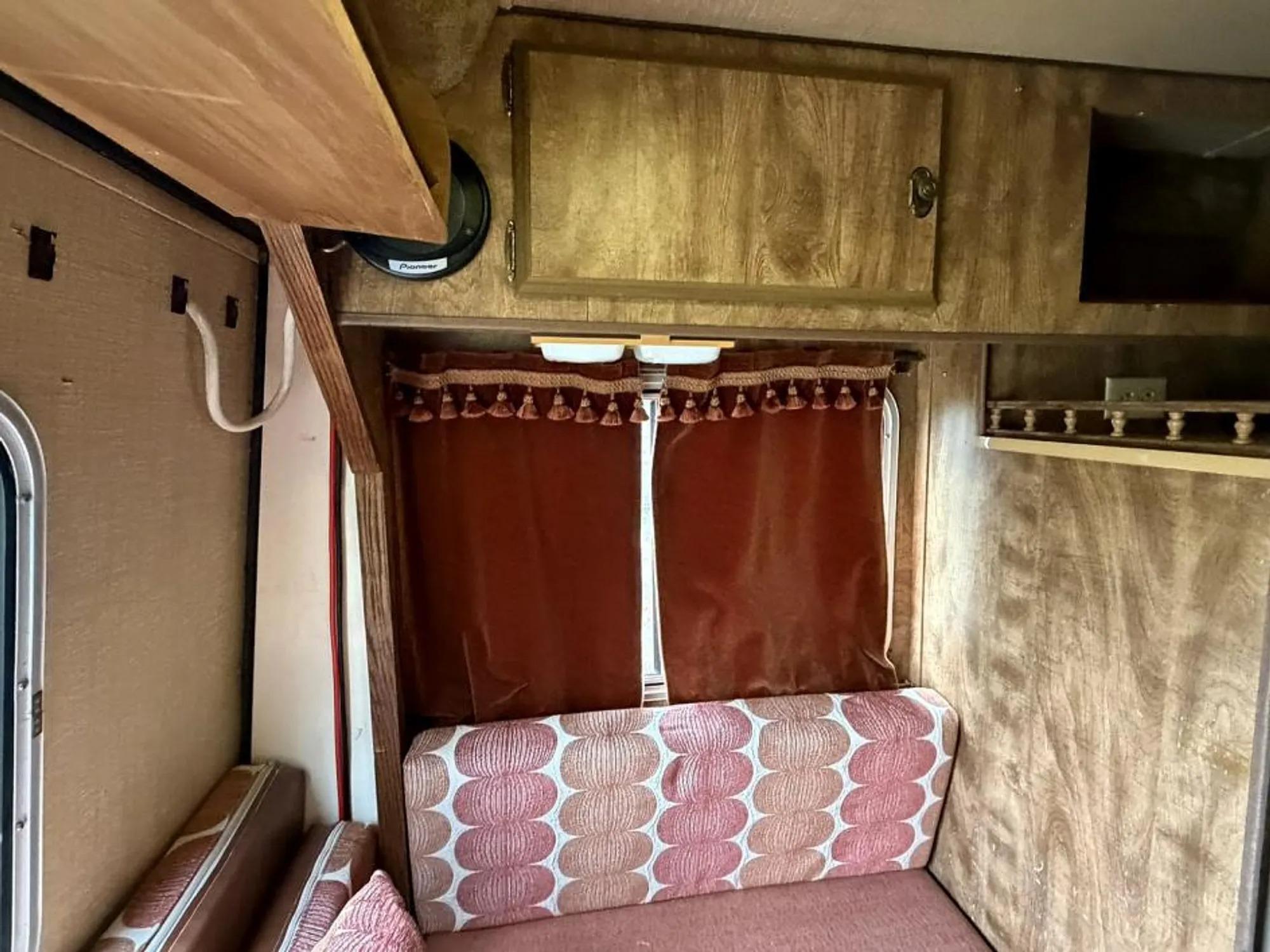 1984 Nissan Sunrader