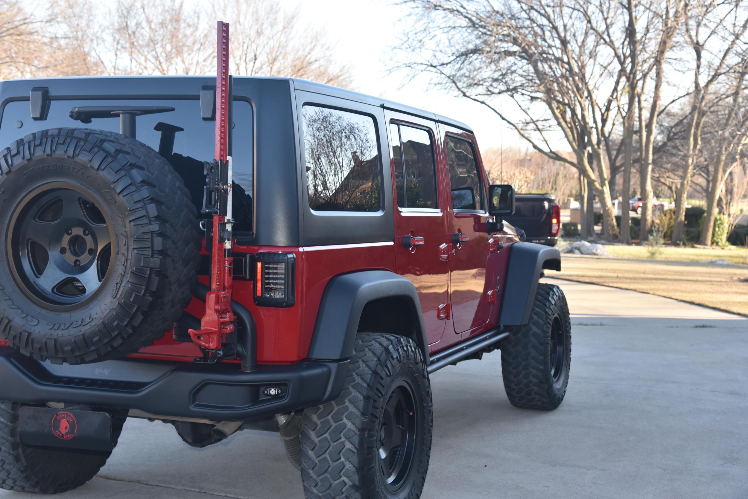 2014 Jeep Wrangler Unlimited Rubicon - 5