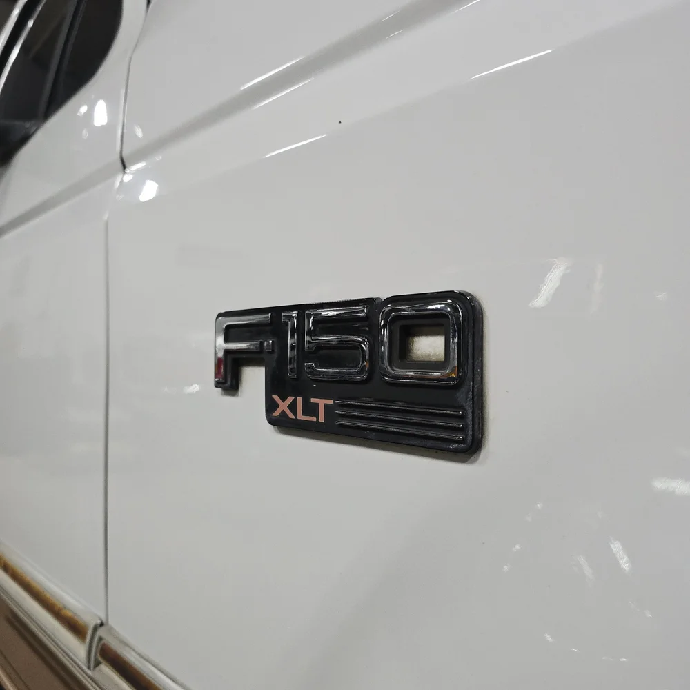 1995 Ford F-150 Eddie Bauer