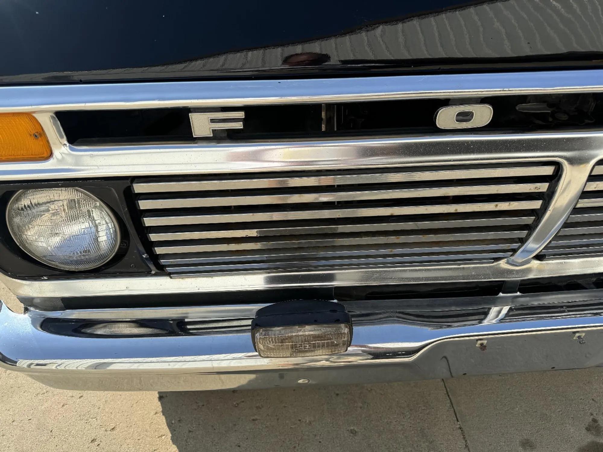 1977 Ford F-150 4×4 Shortbox