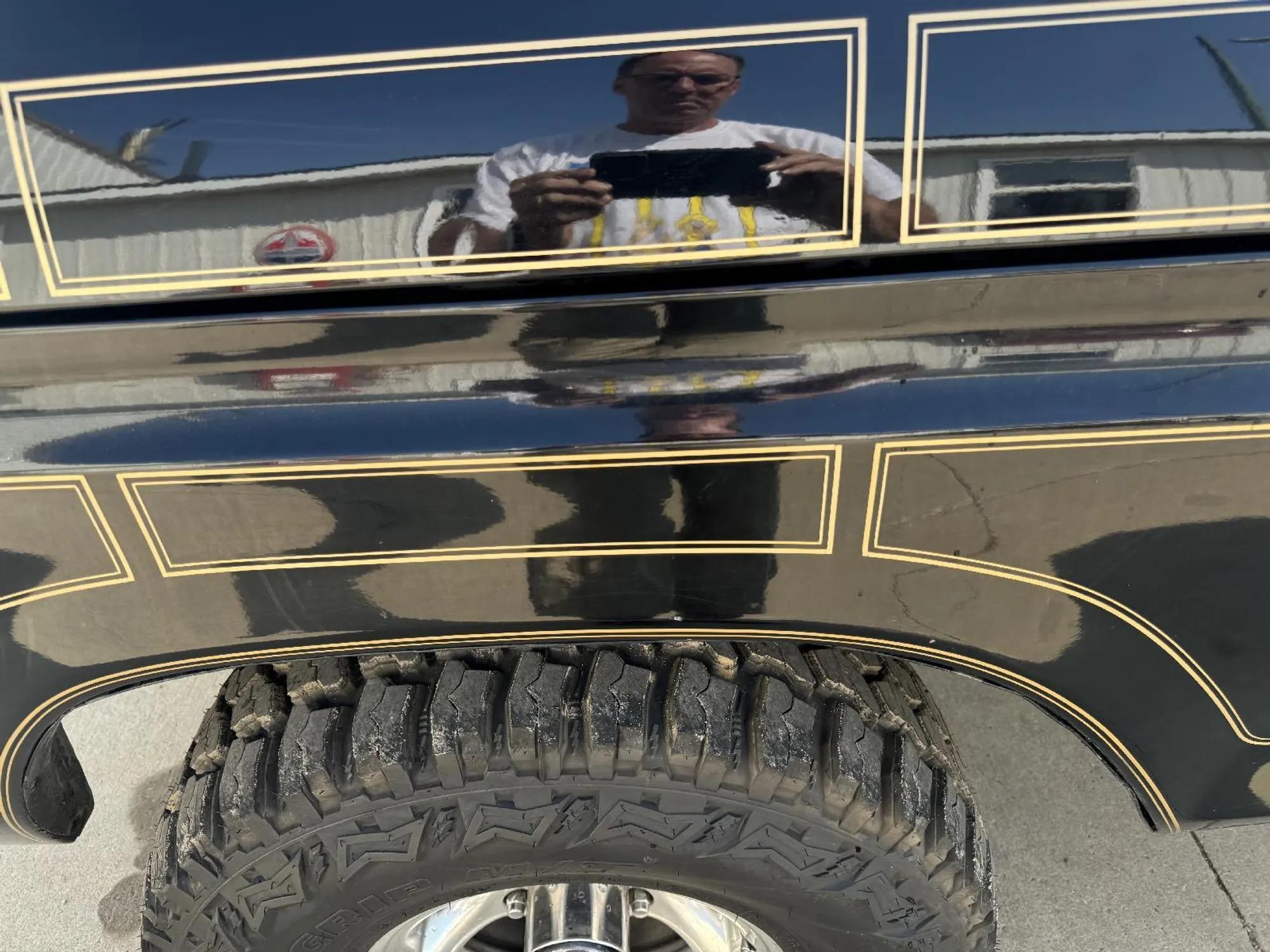 1977 Ford F-150 4×4 Shortbox