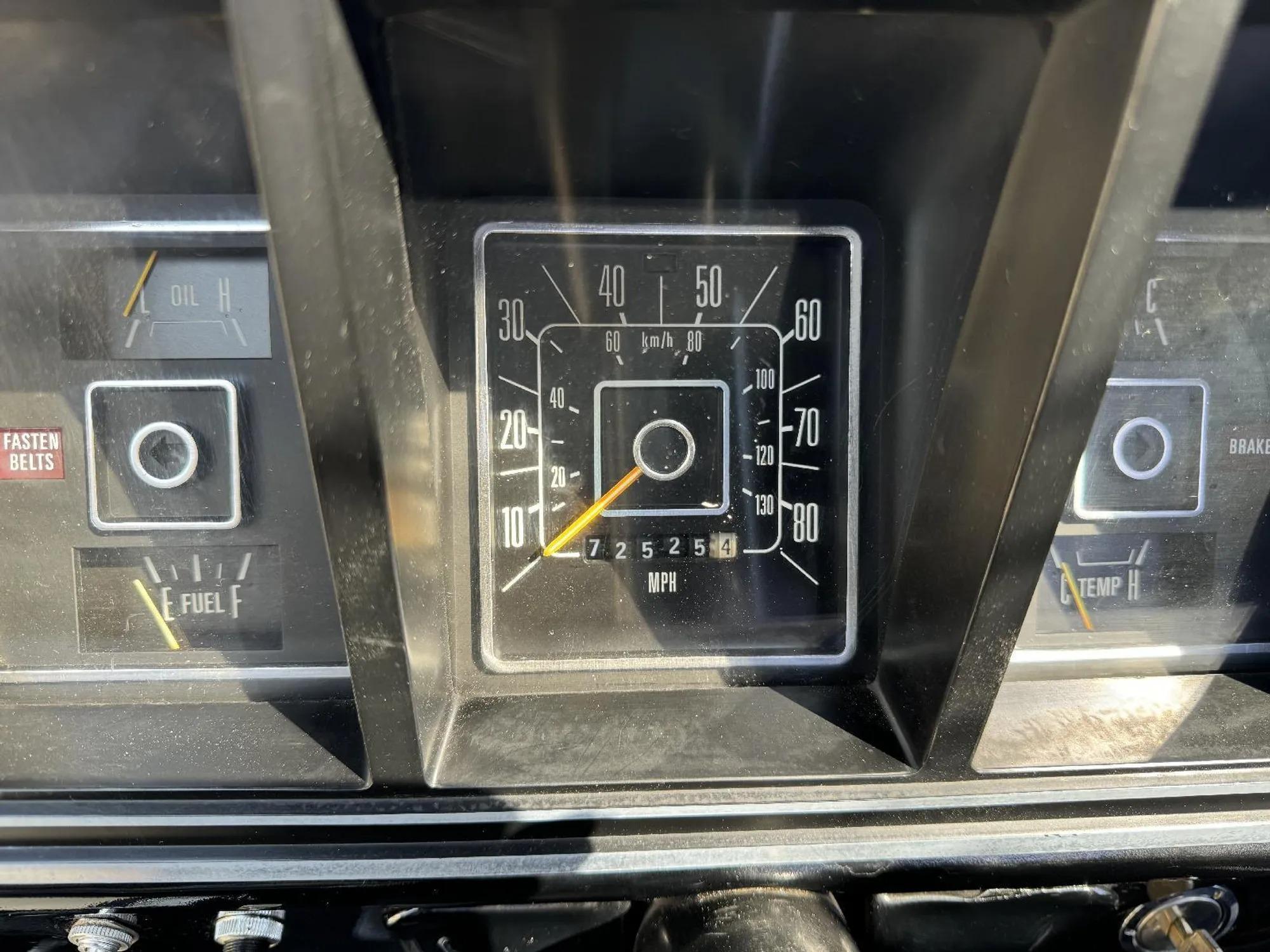 1977 Ford F-150 4×4 Shortbox