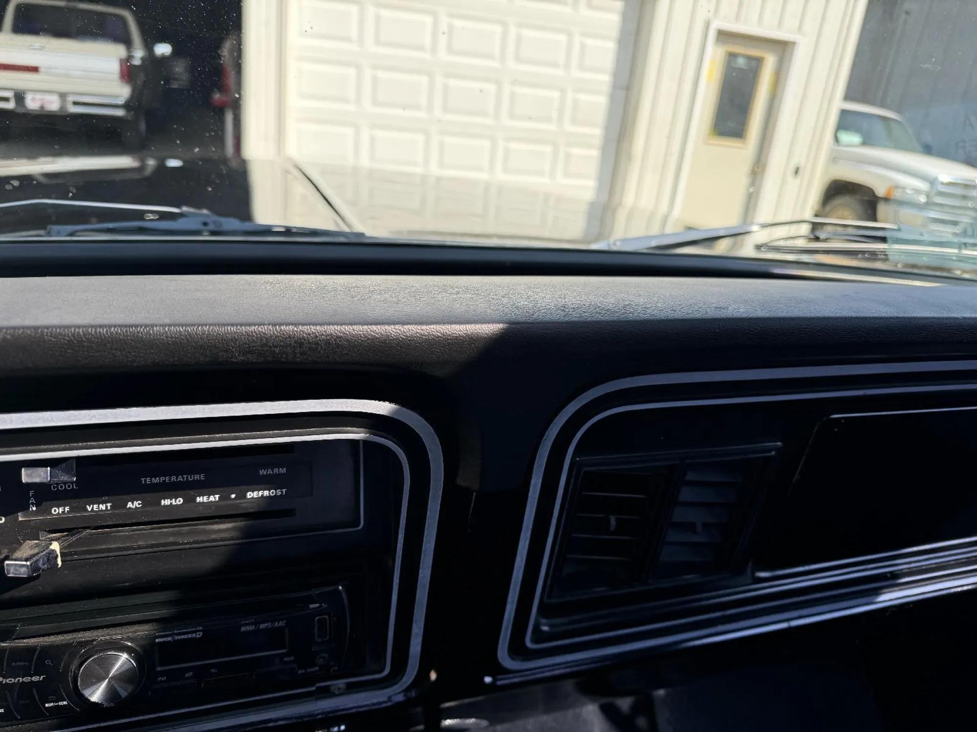 1977 Ford F-150 4×4 Shortbox