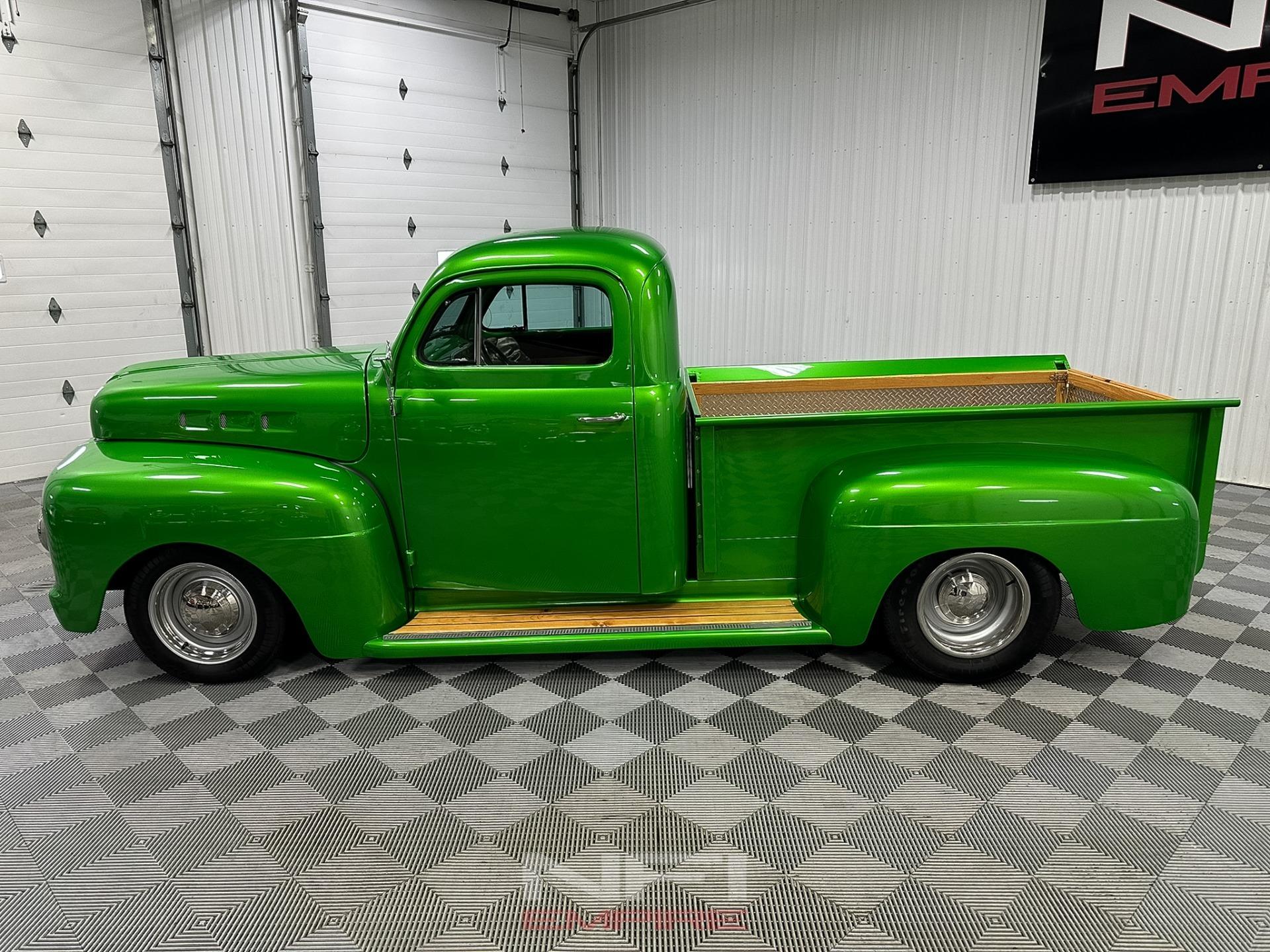 1952 Ford F-1