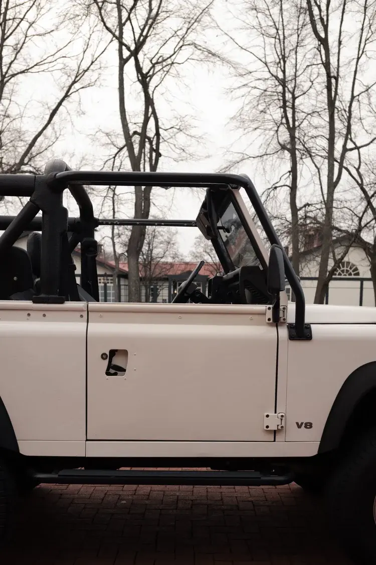 1994 Land Rover Defender 90 NAS